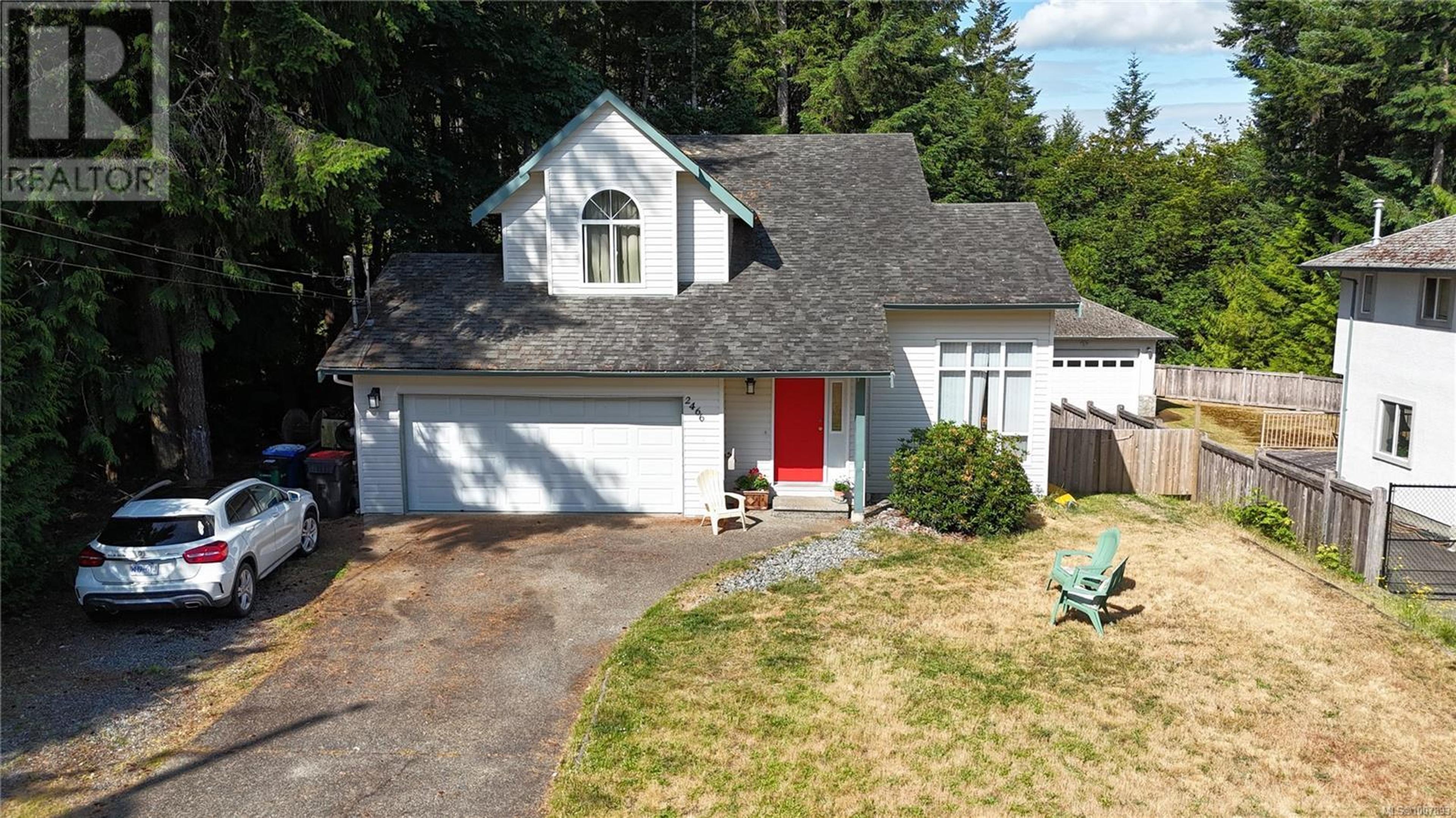 2466 Galland Ave, Shawnigan Lake - Exteriors - Drone/Aerial View - Photo 2