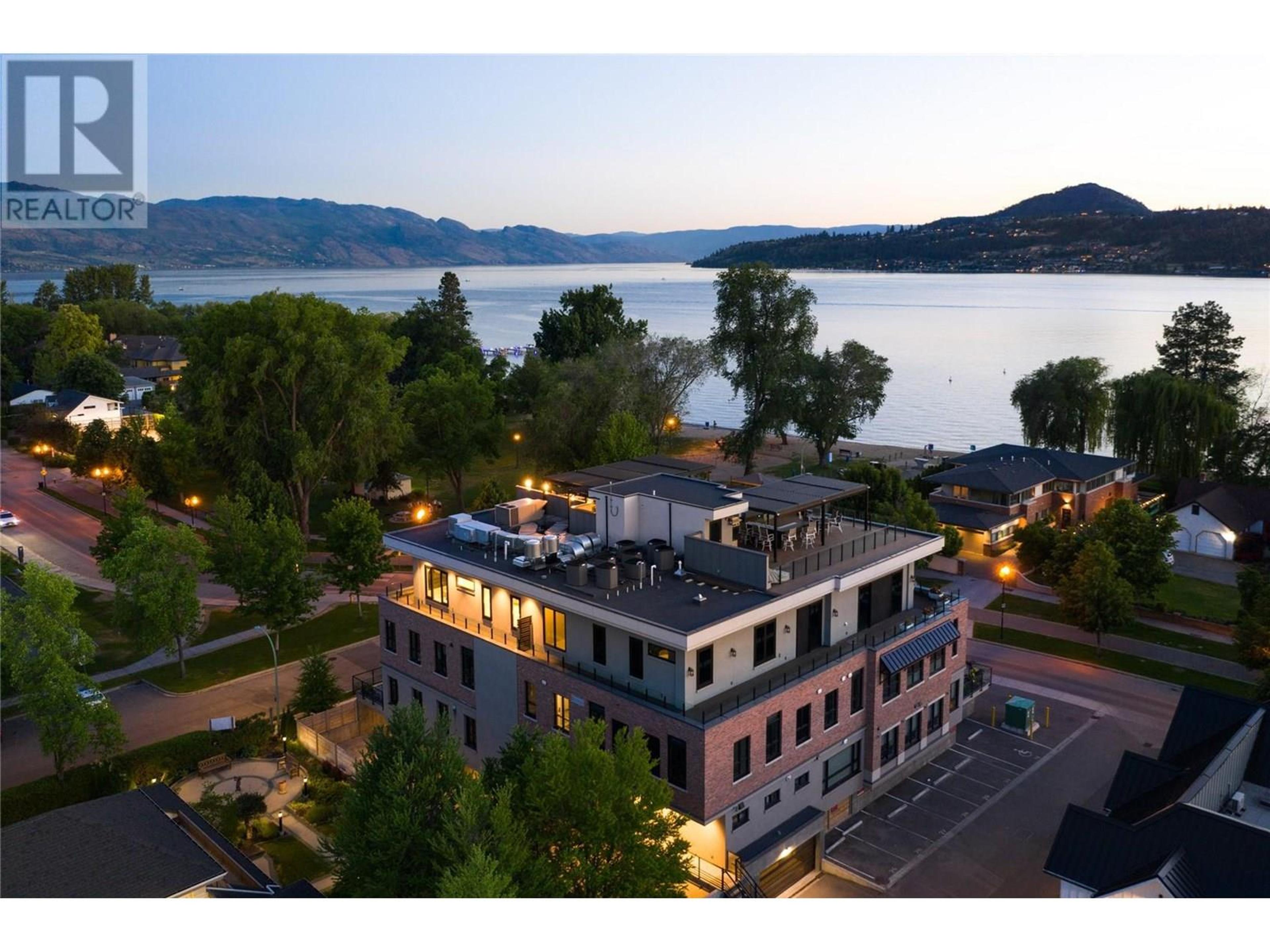 2245 Abbott Street, Kelowna - Exteriors - Drone/Aerial View - Photo 1