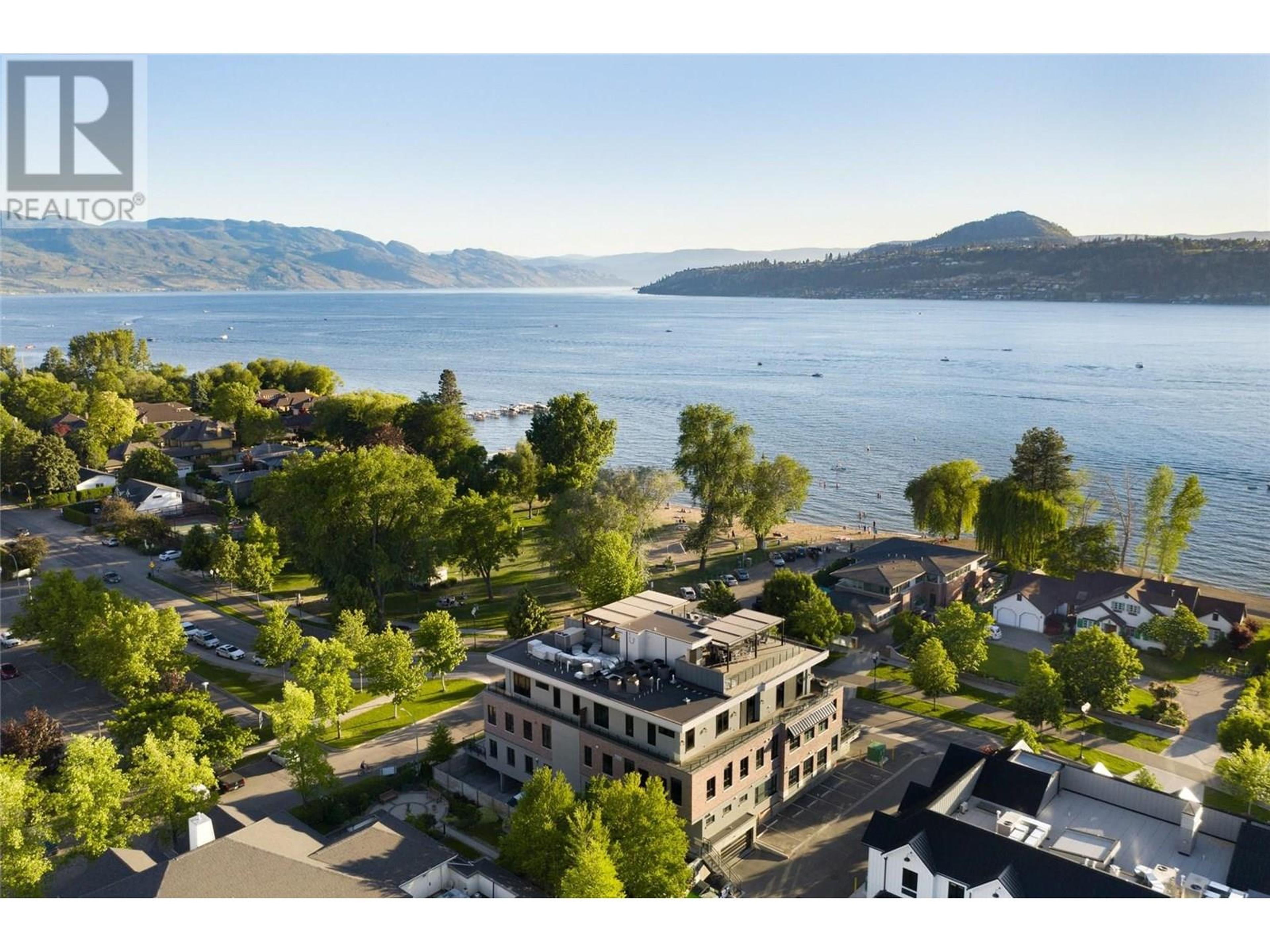 2245 Abbott Street, Kelowna - Exteriors - Drone/Aerial View - Photo 2