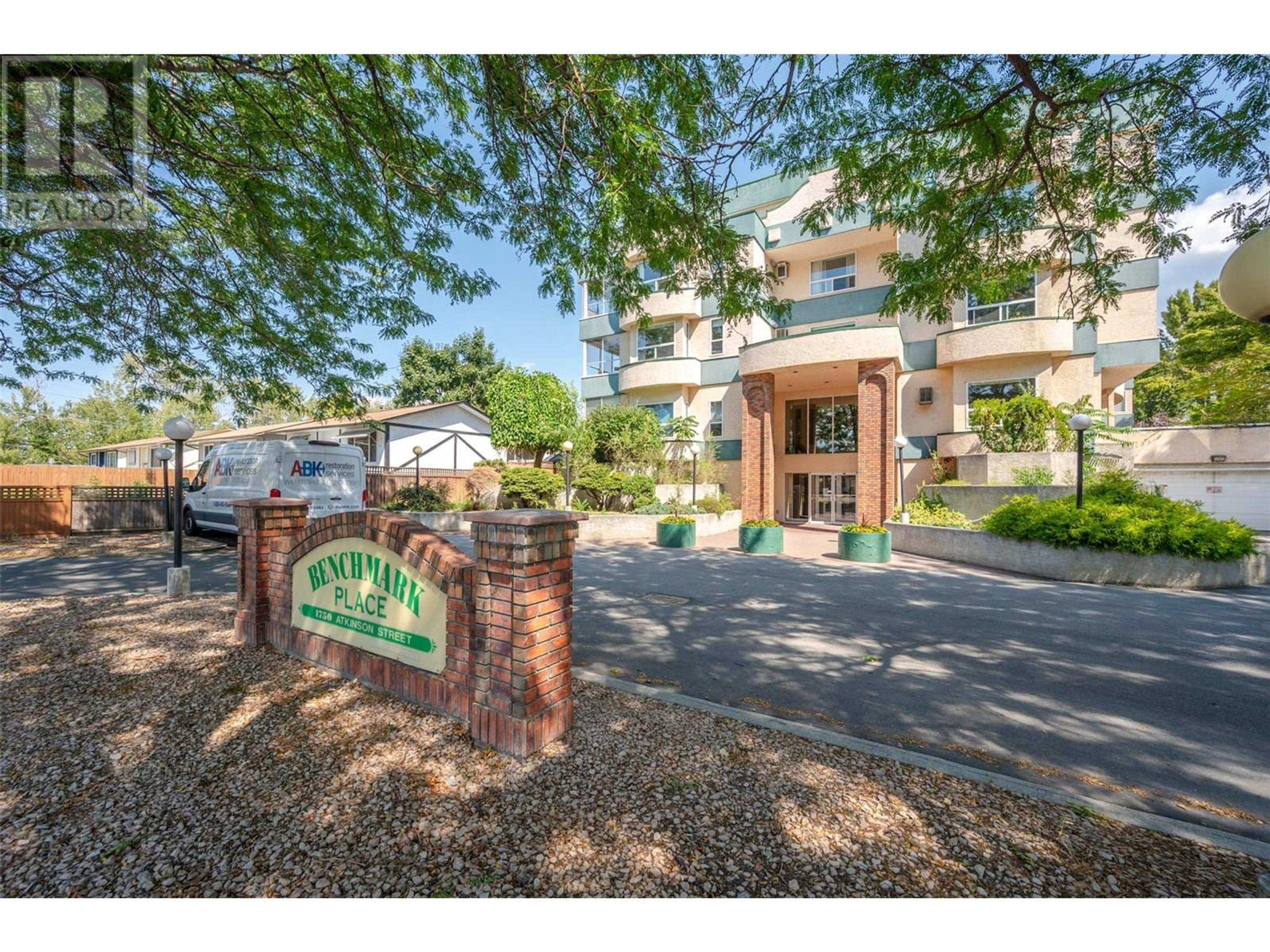 1750 Atkinson Street, Penticton - Exteriors - Photo 1