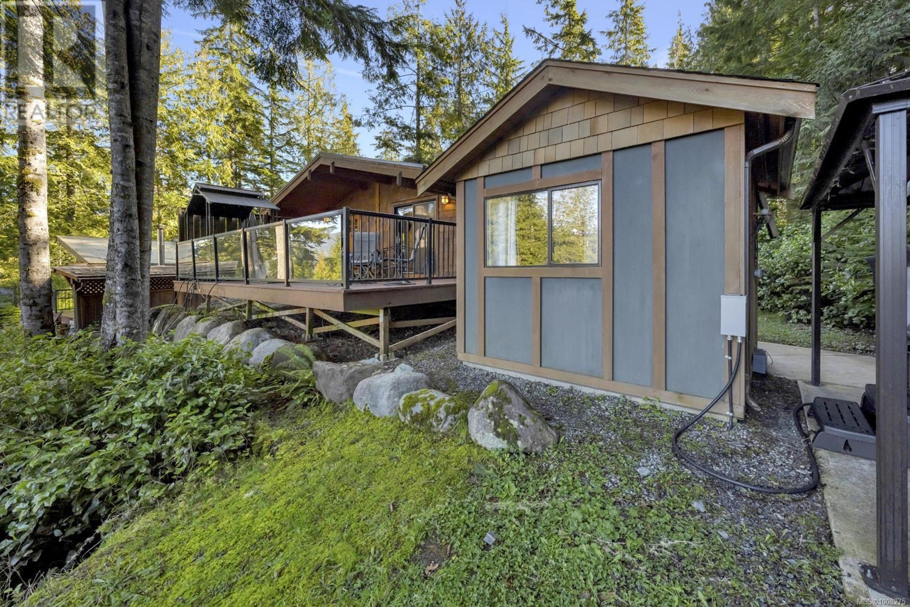 6574 Baird Rd, Port Renfrew - Exteriors - Photo 2