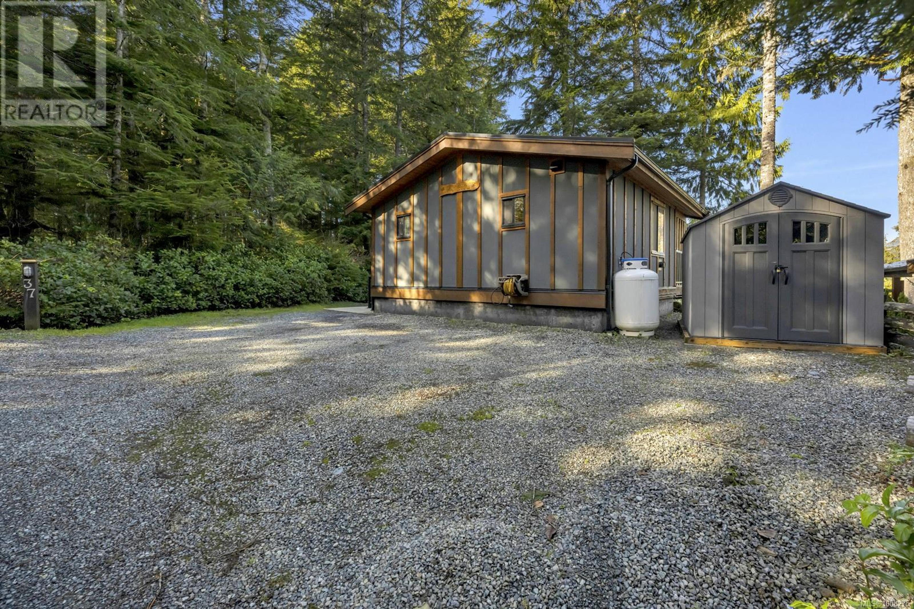 6574 Baird Rd, Port Renfrew - Exteriors - Photo 7