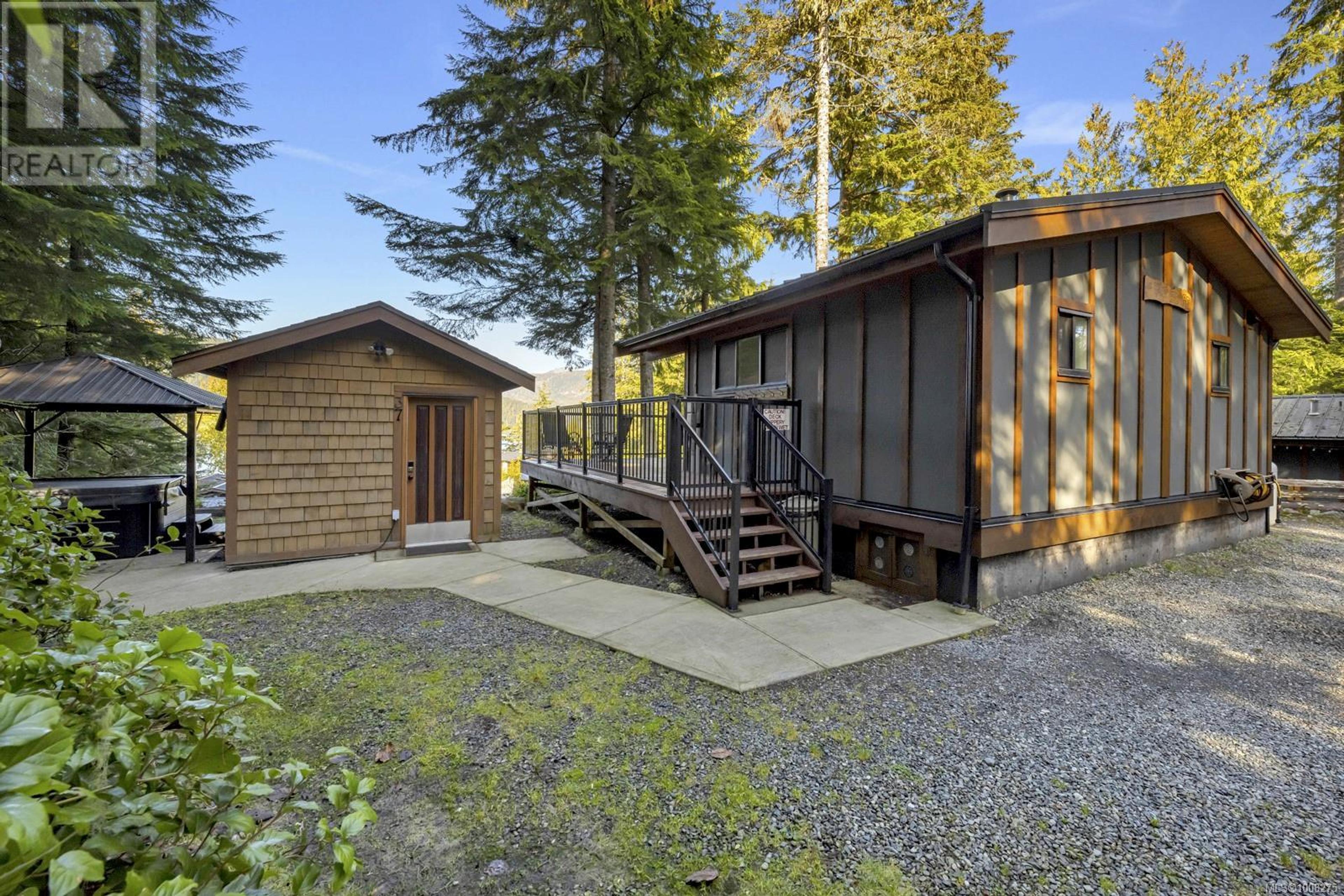 6574 Baird Rd, Port Renfrew - Exteriors - Photo 10