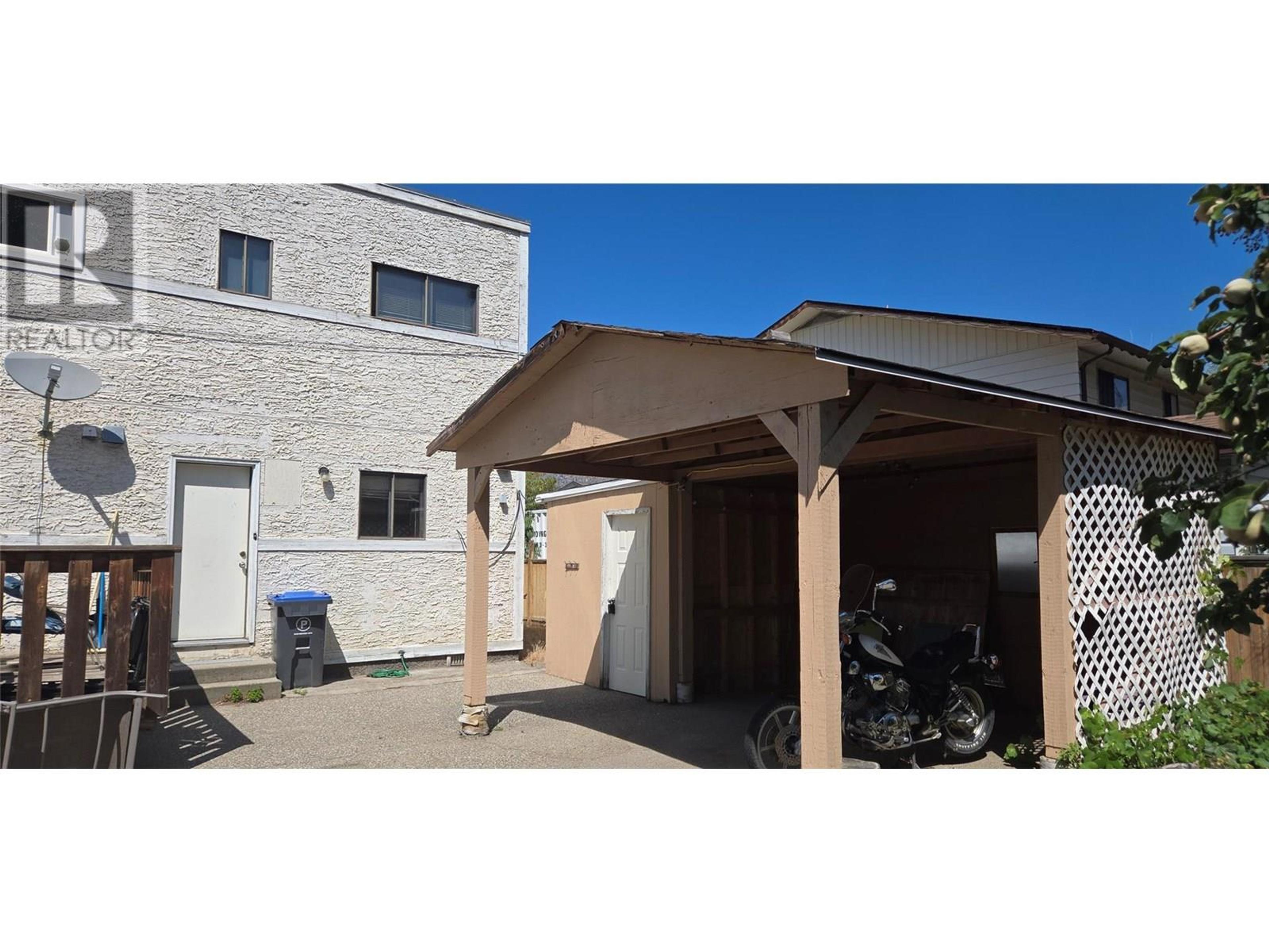 10 Cactus Crescent, Osoyoos - Exteriors - Photo 3