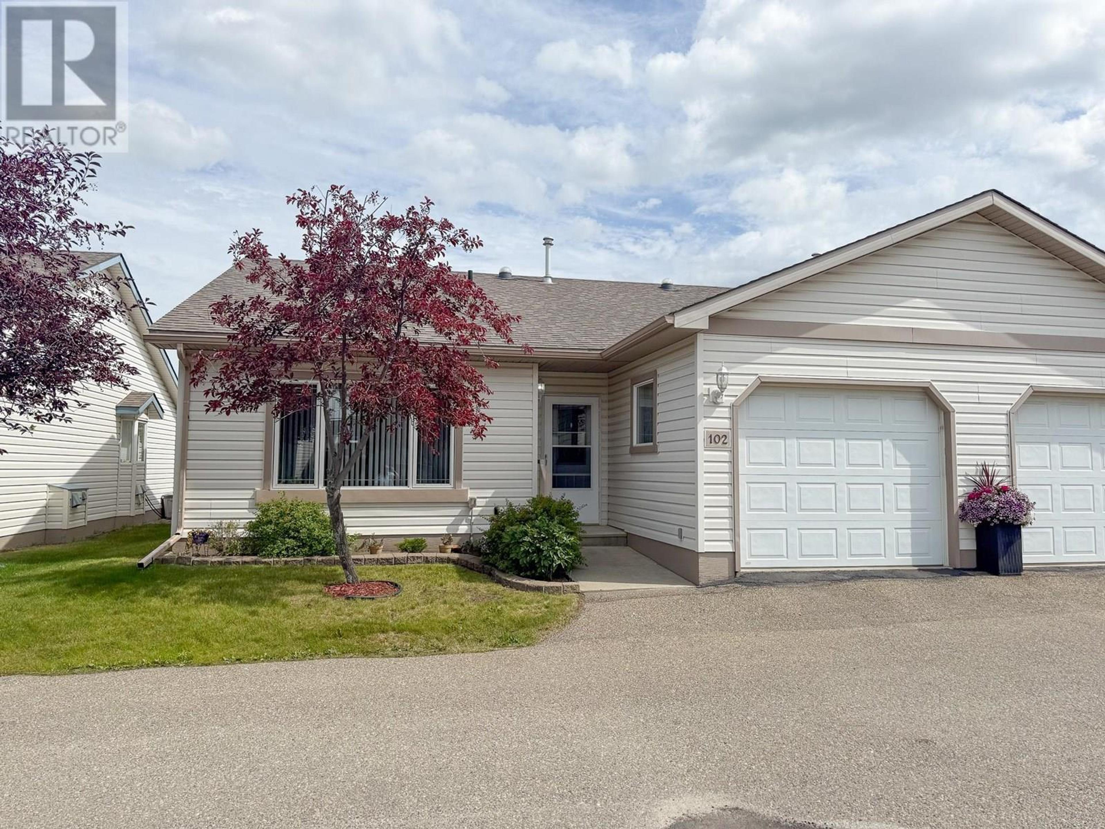 1708 108 Avenue, Dawson Creek - Exteriors - Photo 2