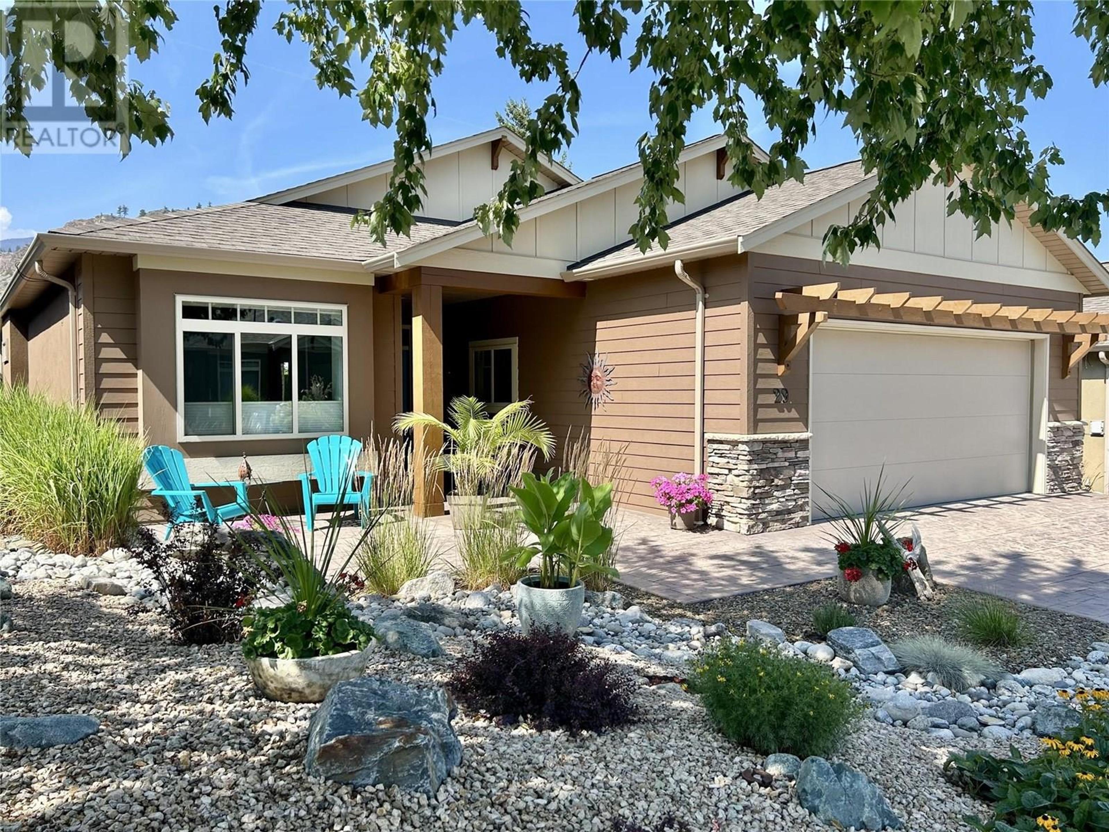 6833 MEADOWS Drive, Oliver - Exteriors - Photo 1