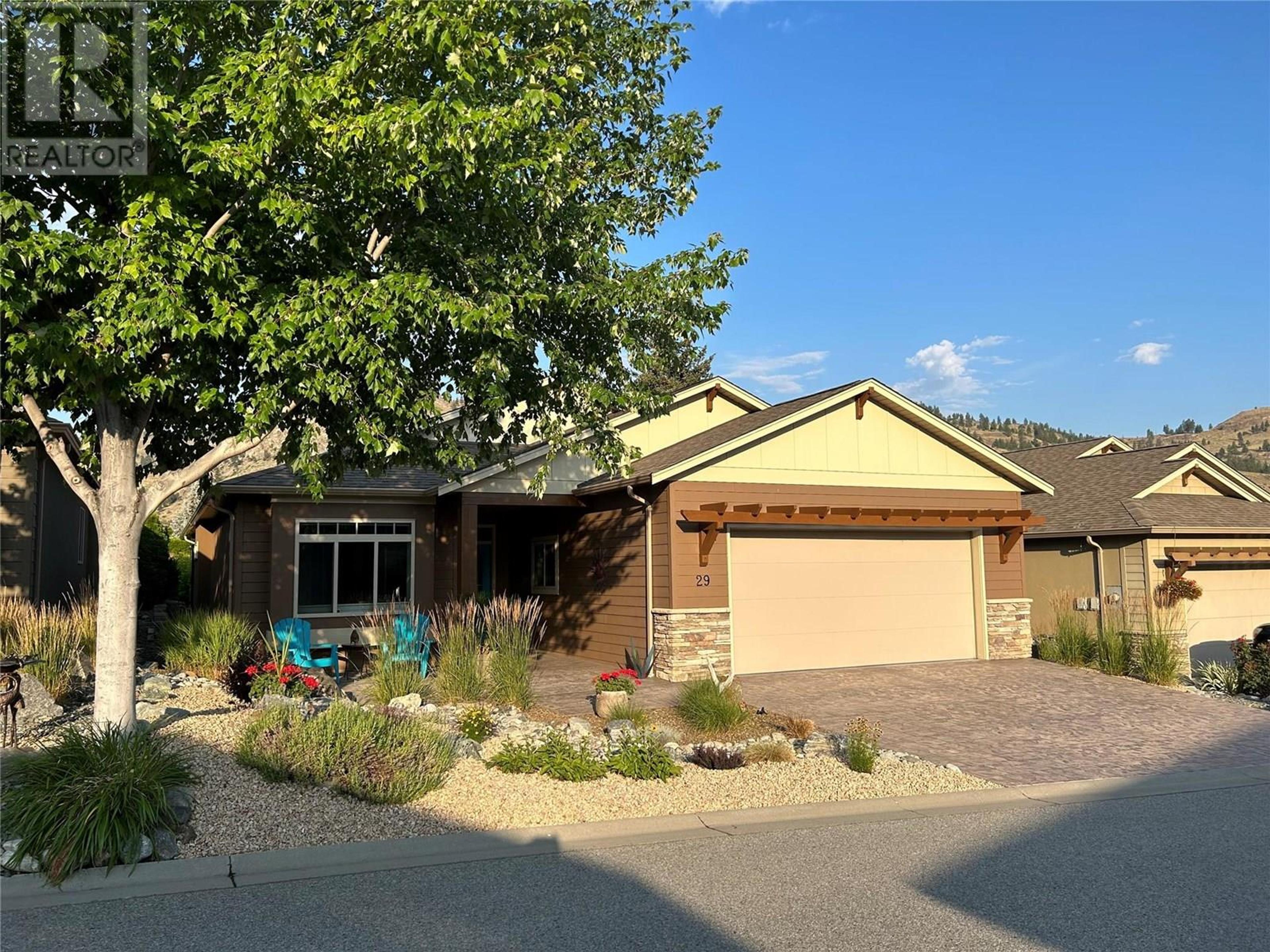 6833 MEADOWS Drive, Oliver - Exteriors - Photo 6