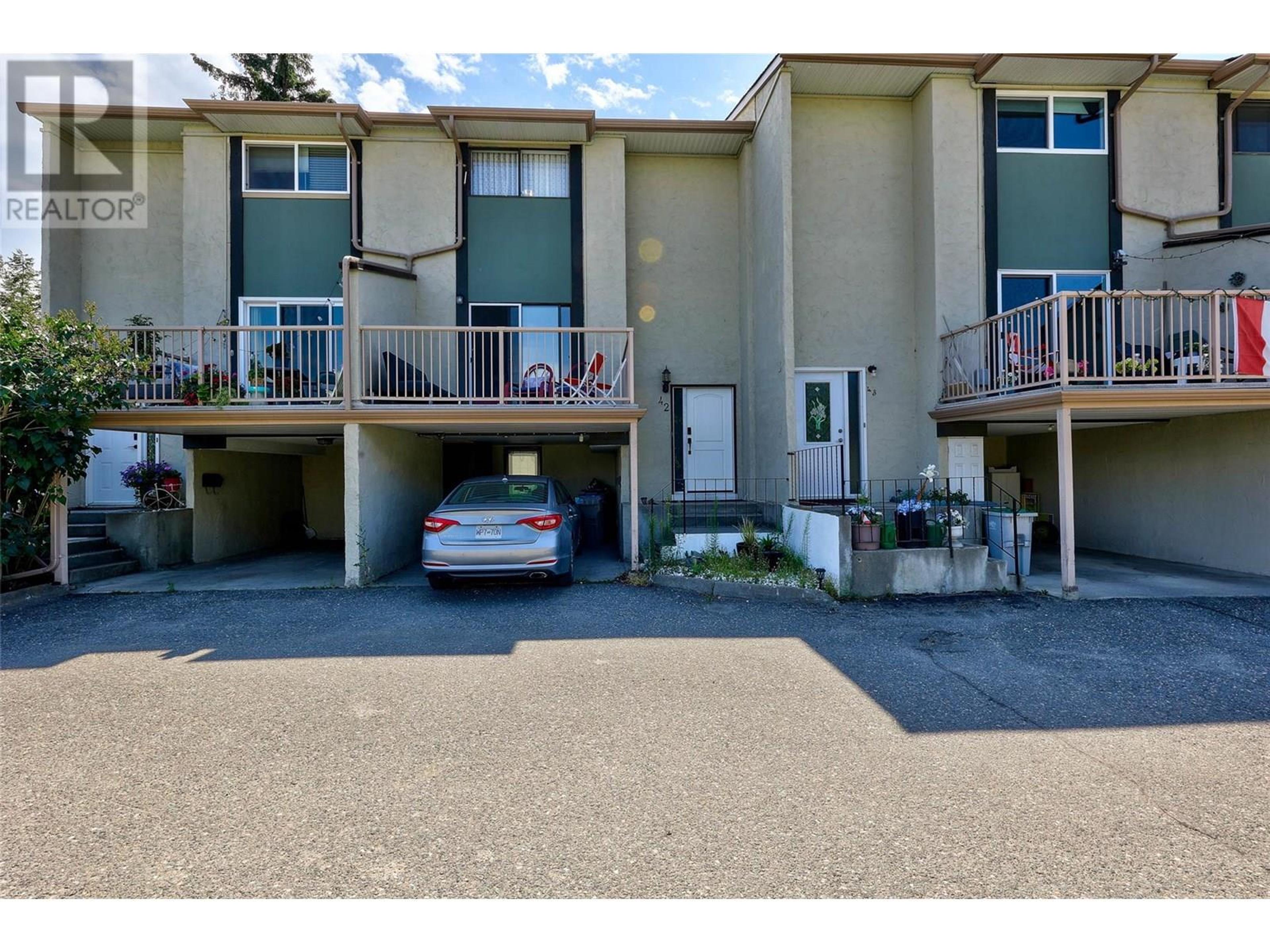 1469 Springhill Drive, Kamloops - Exteriors - Photo 3