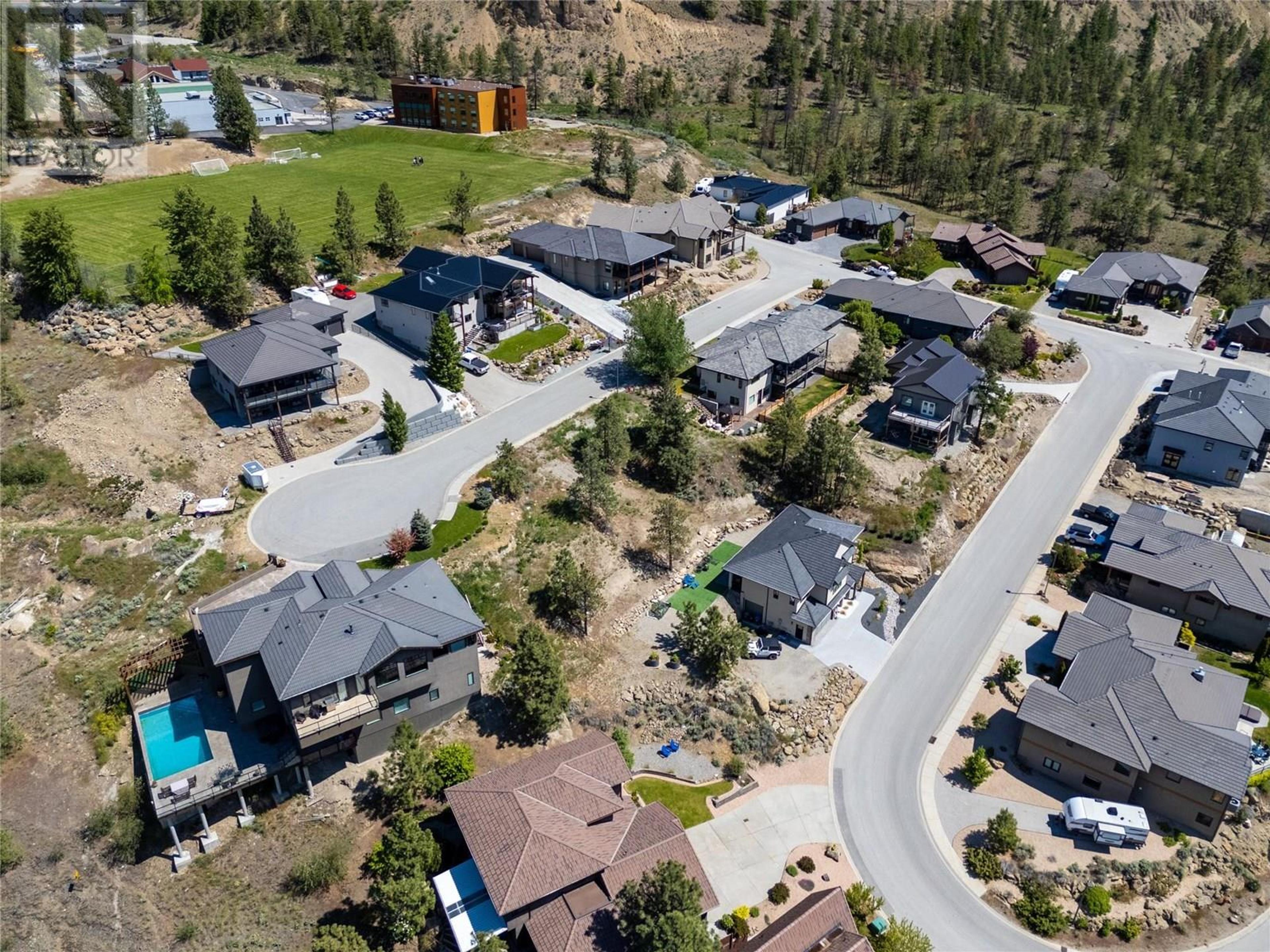 6709 VICTORIA Road S, Summerland - Exteriors - Full Complex View, Drone/Aerial View - Photo 2