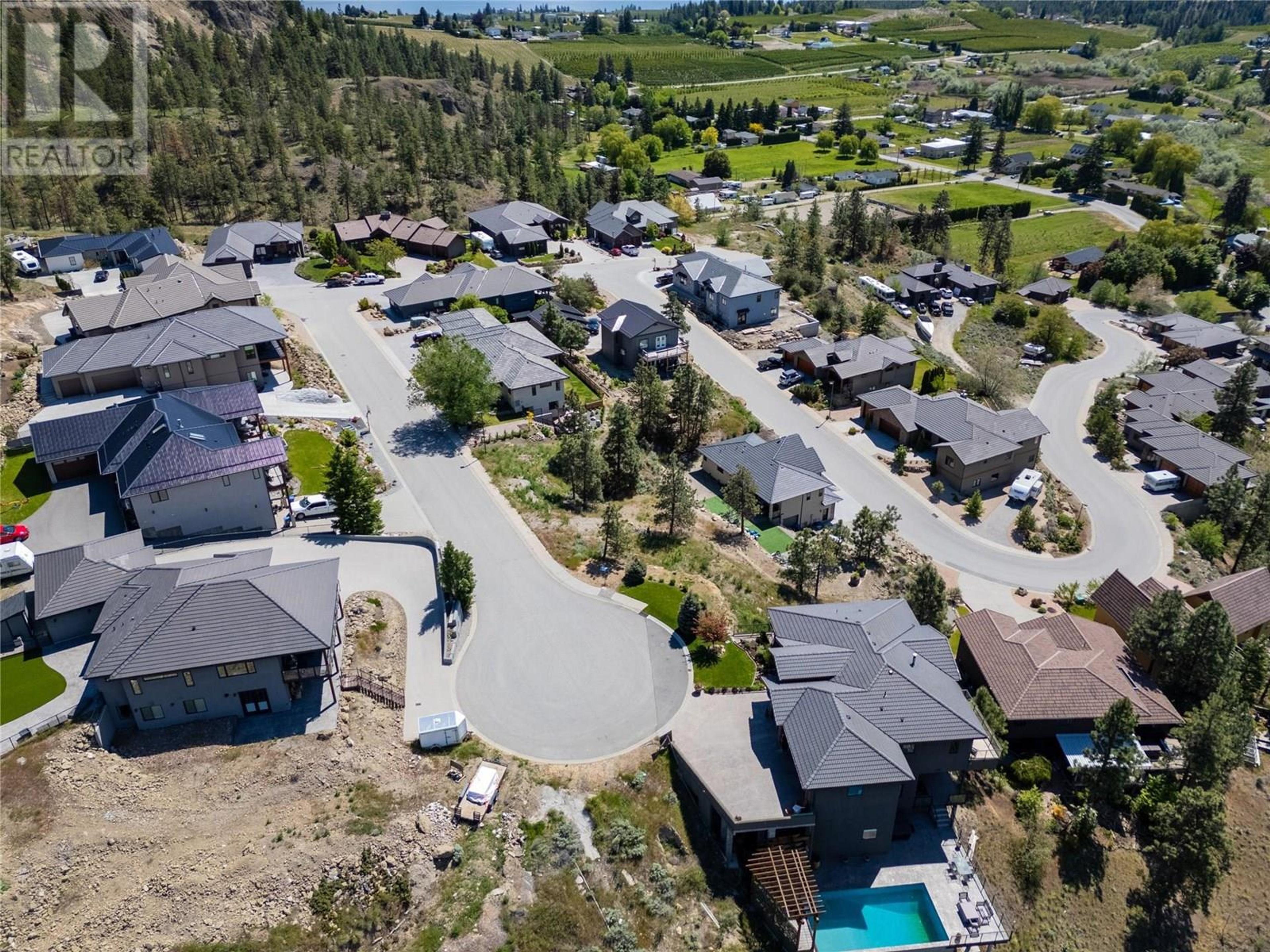 6709 VICTORIA Road S, Summerland - Exteriors - Full Complex View, Drone/Aerial View - Photo 6