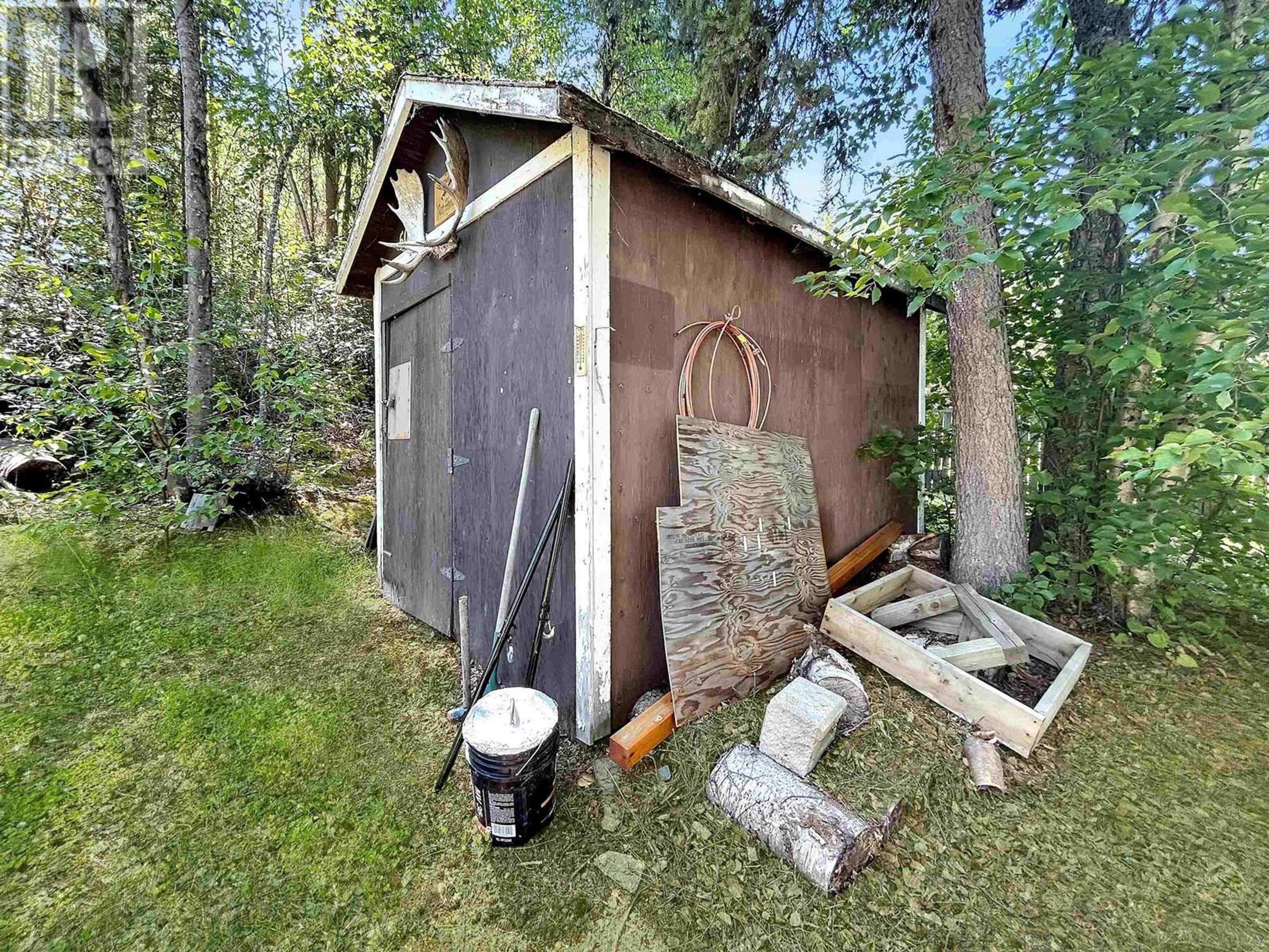 50450 LLOYD DRIVE, Cluculz Lake - Exteriors - Photo 2