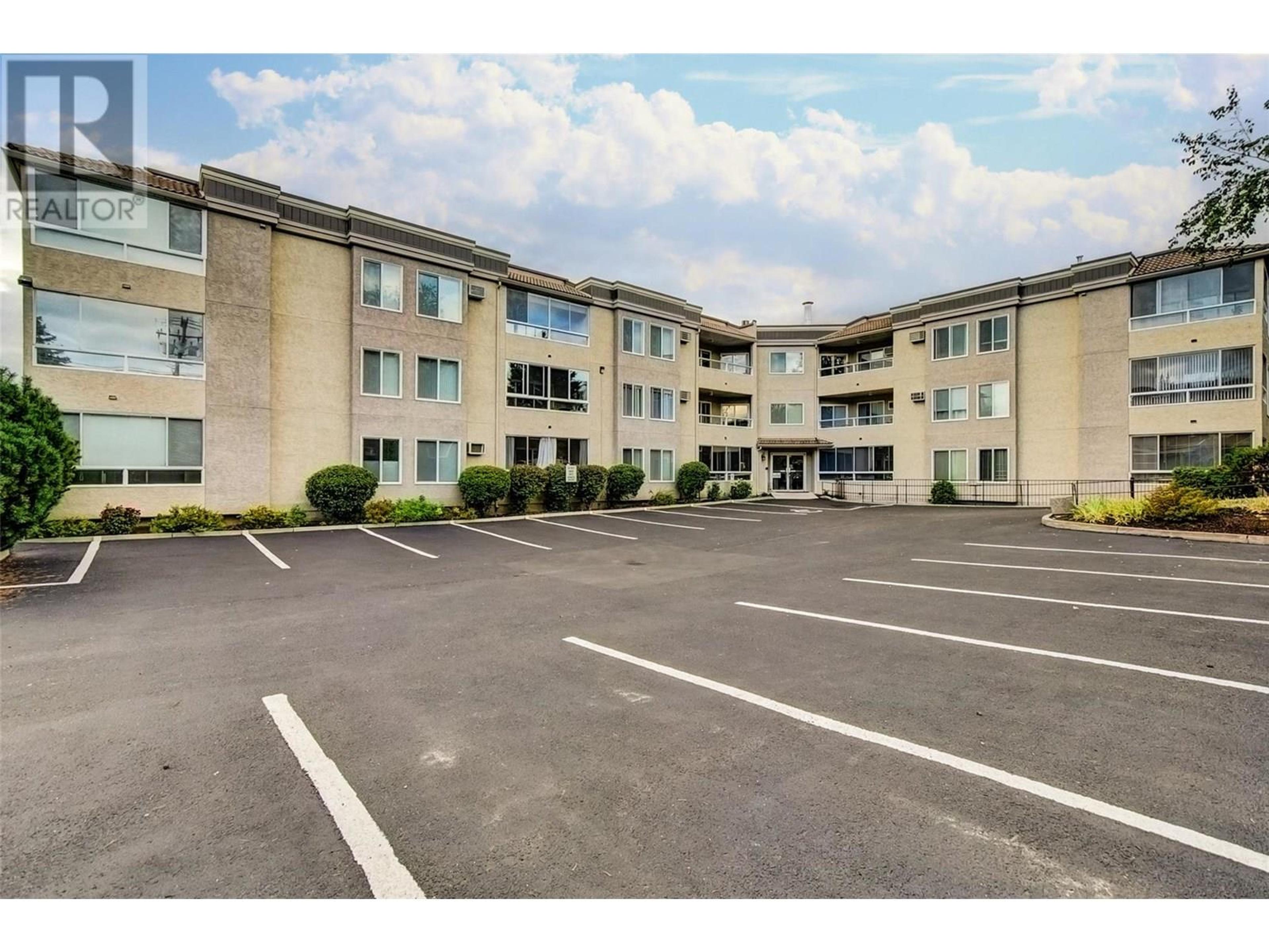 3815 Brown Road, West Kelowna - Exteriors - Full Complex View - Photo 1