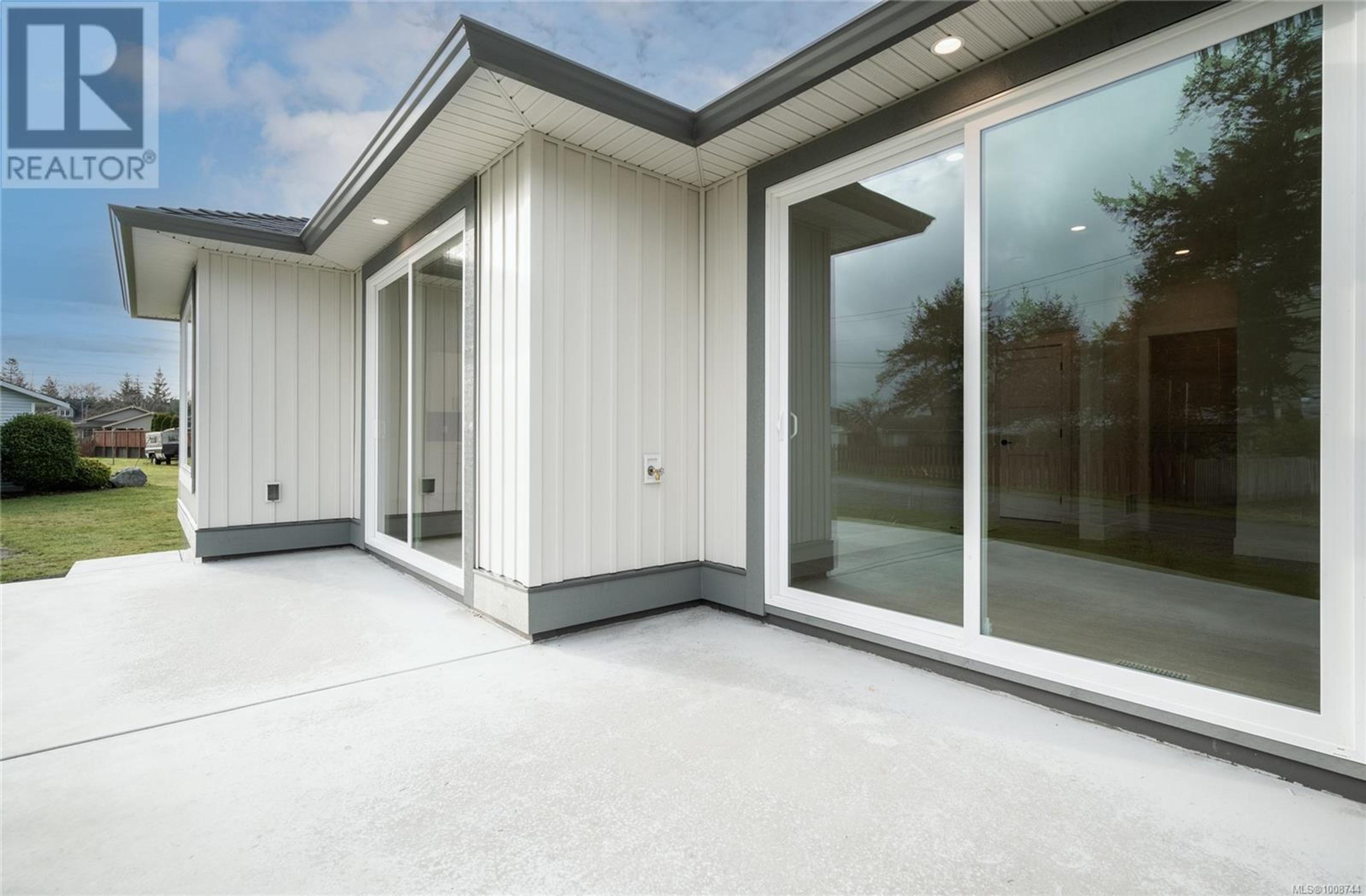 91 Dahl Rd, Campbell River - Exteriors - Photo 4