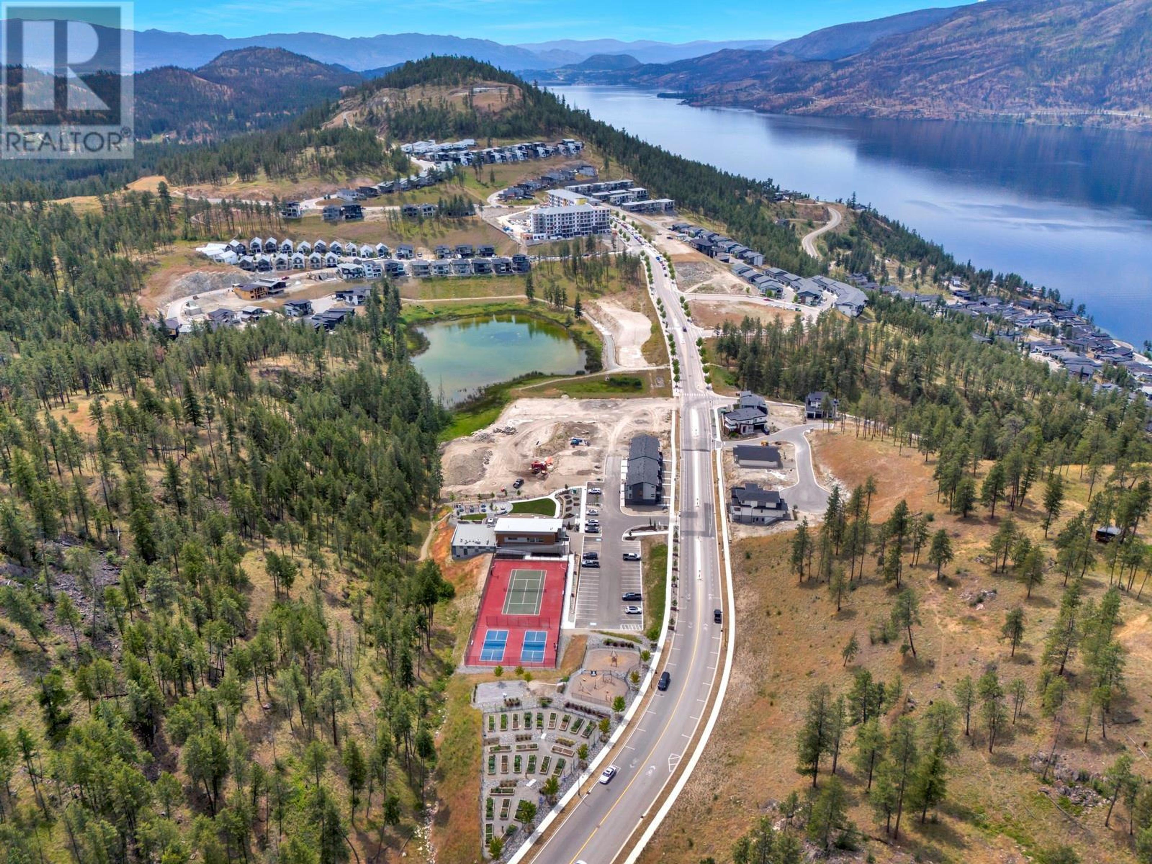 3220 Hilltown Drive, Kelowna - Exteriors - Full Complex View, Drone/Aerial View - Photo 5