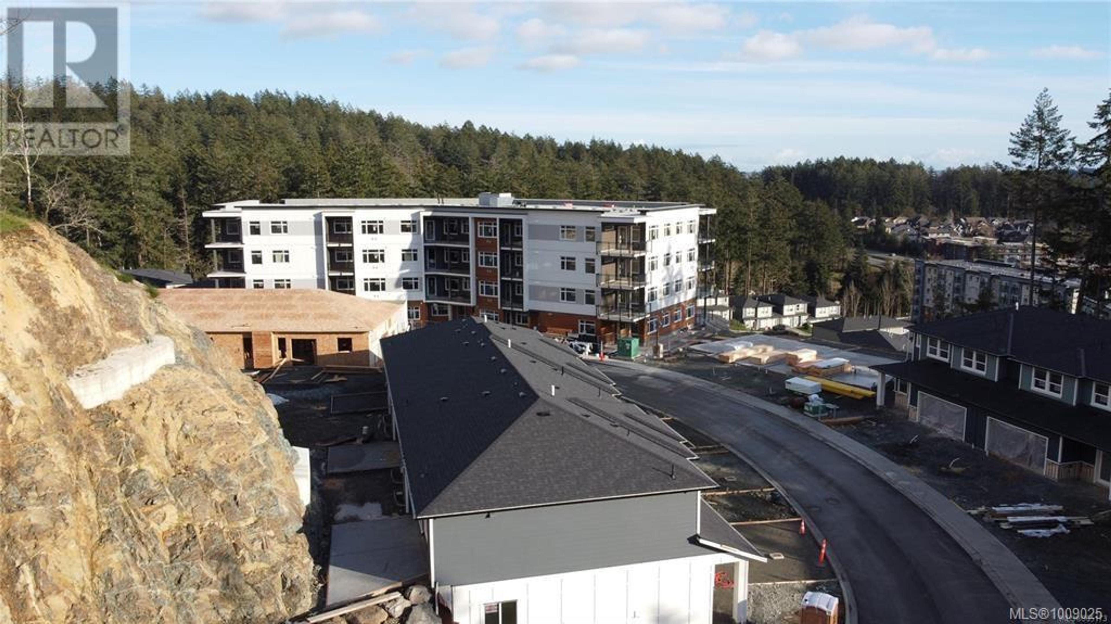 2000 West Park Lane, View Royal - Exteriors - Full Complex View, Drone/Aerial View - Photo 9