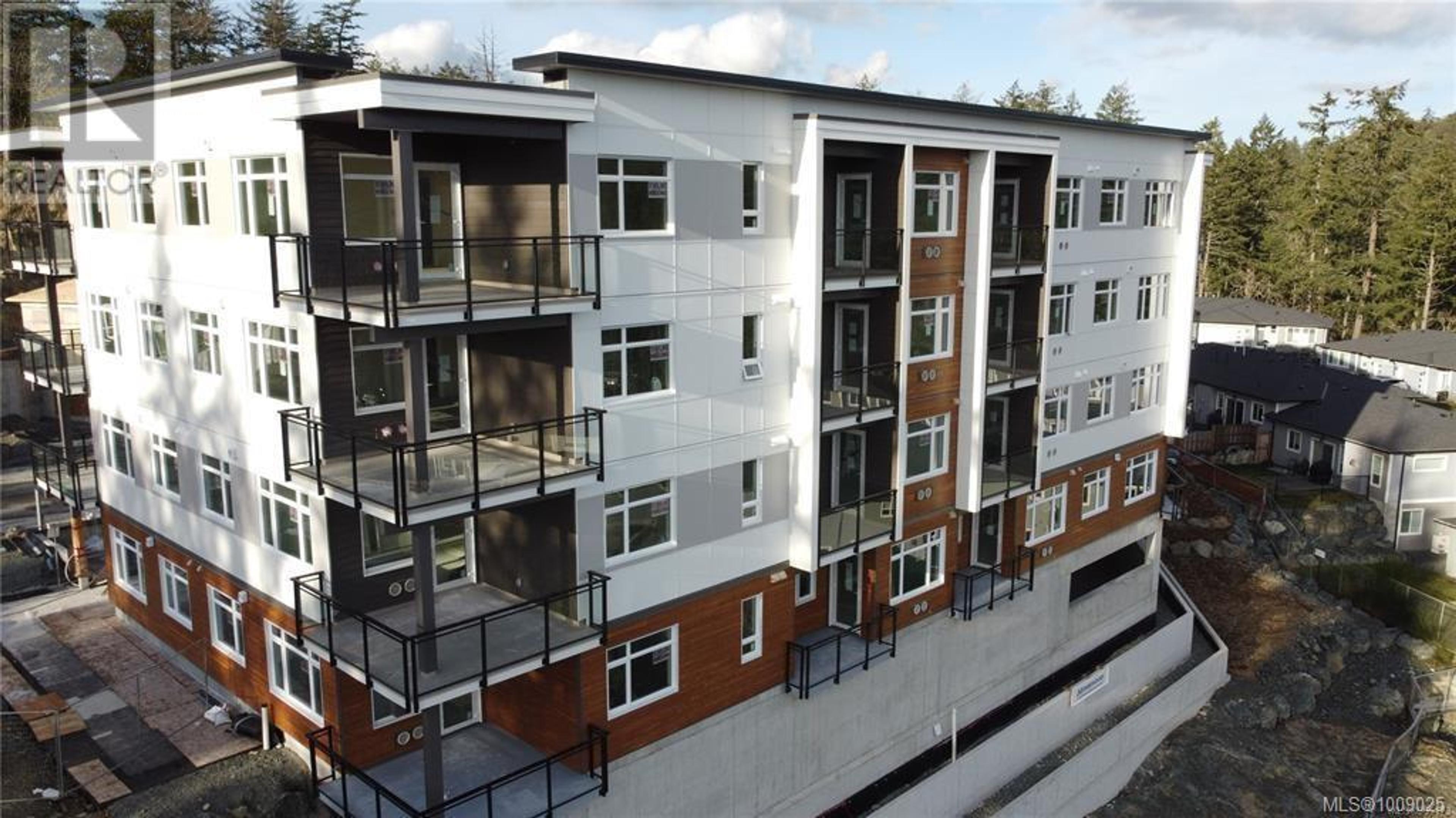 2000 West Park Lane, View Royal - Exteriors - Drone/Aerial View - Photo 5