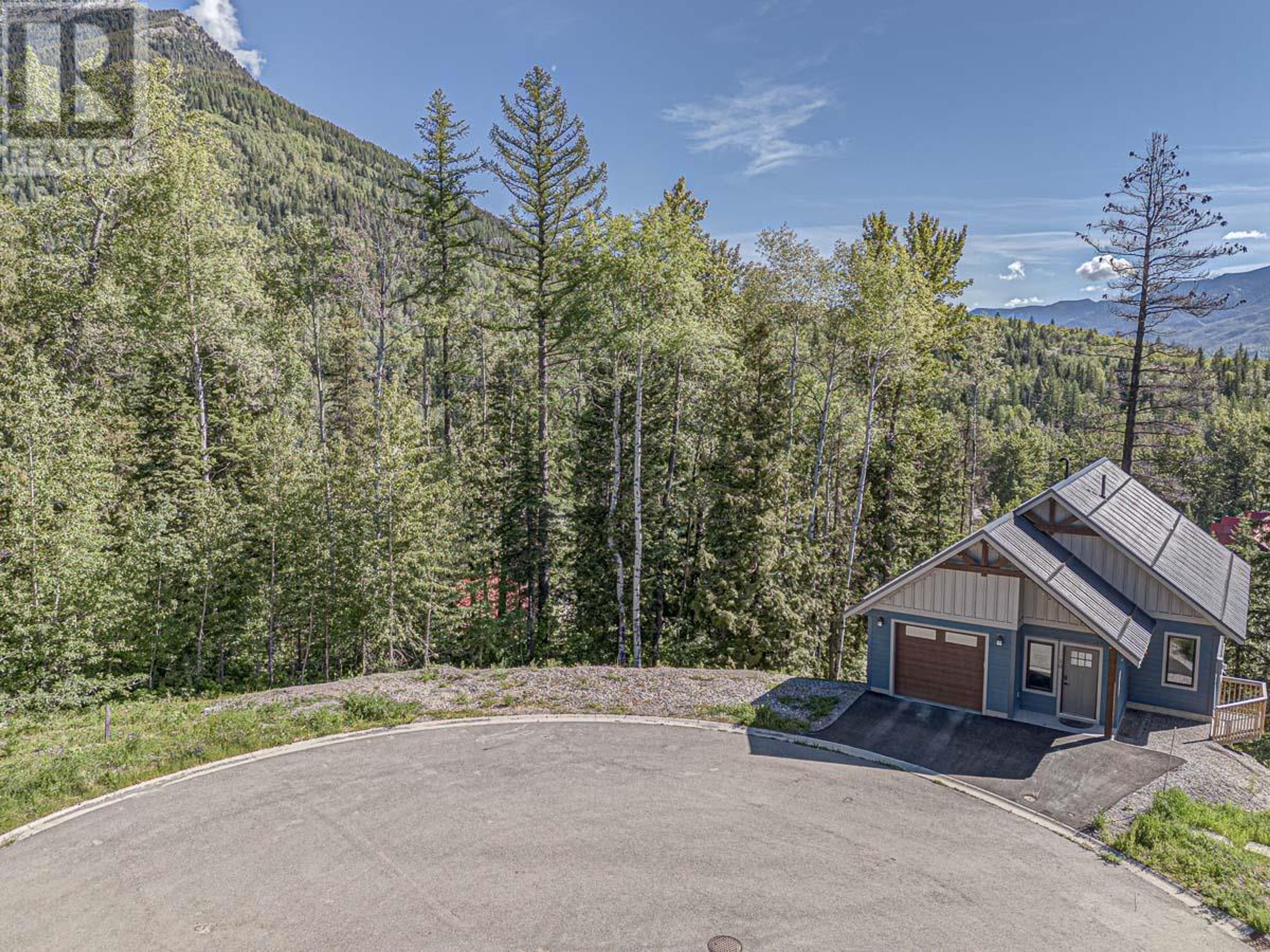 3 Alpine Trail Place, Fernie - Exteriors - Photo 1