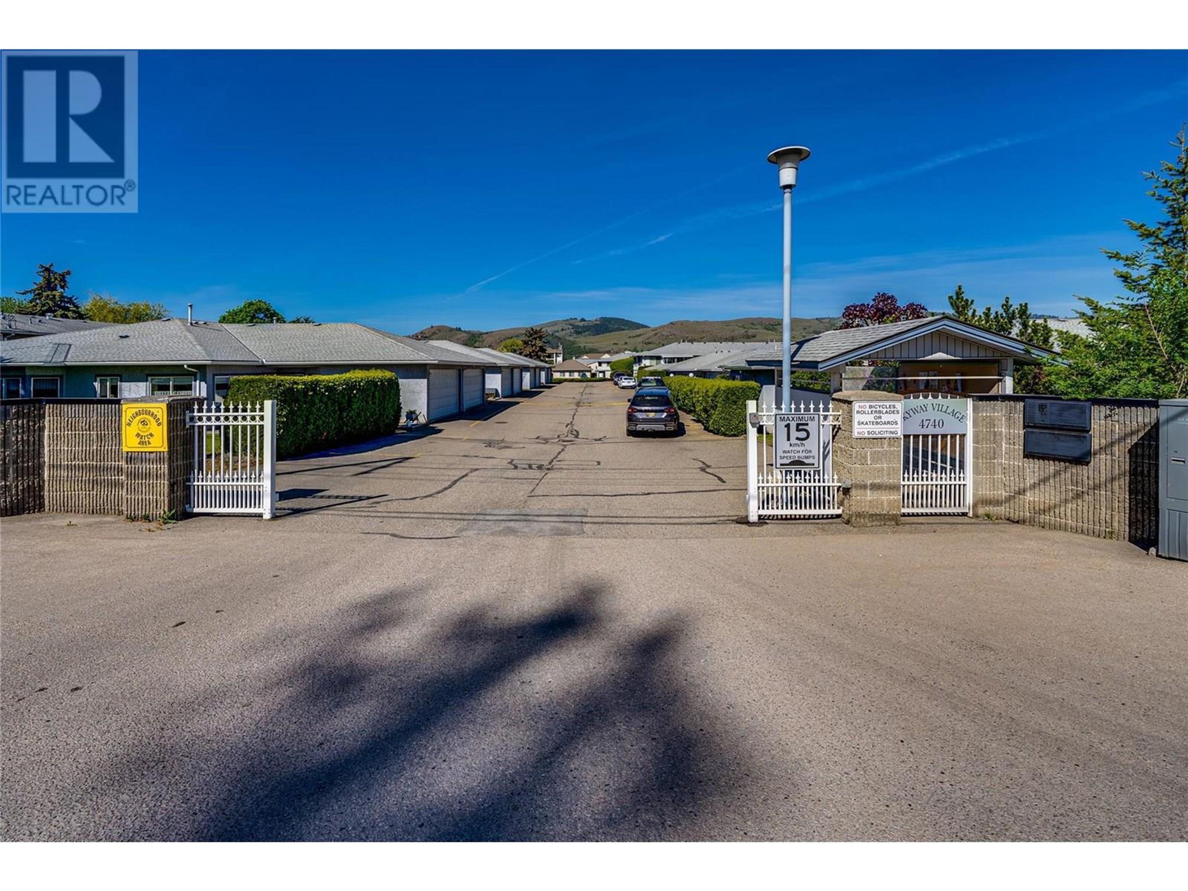 4740 20th Street, Vernon - Exteriors - Full Complex View - Photo 6