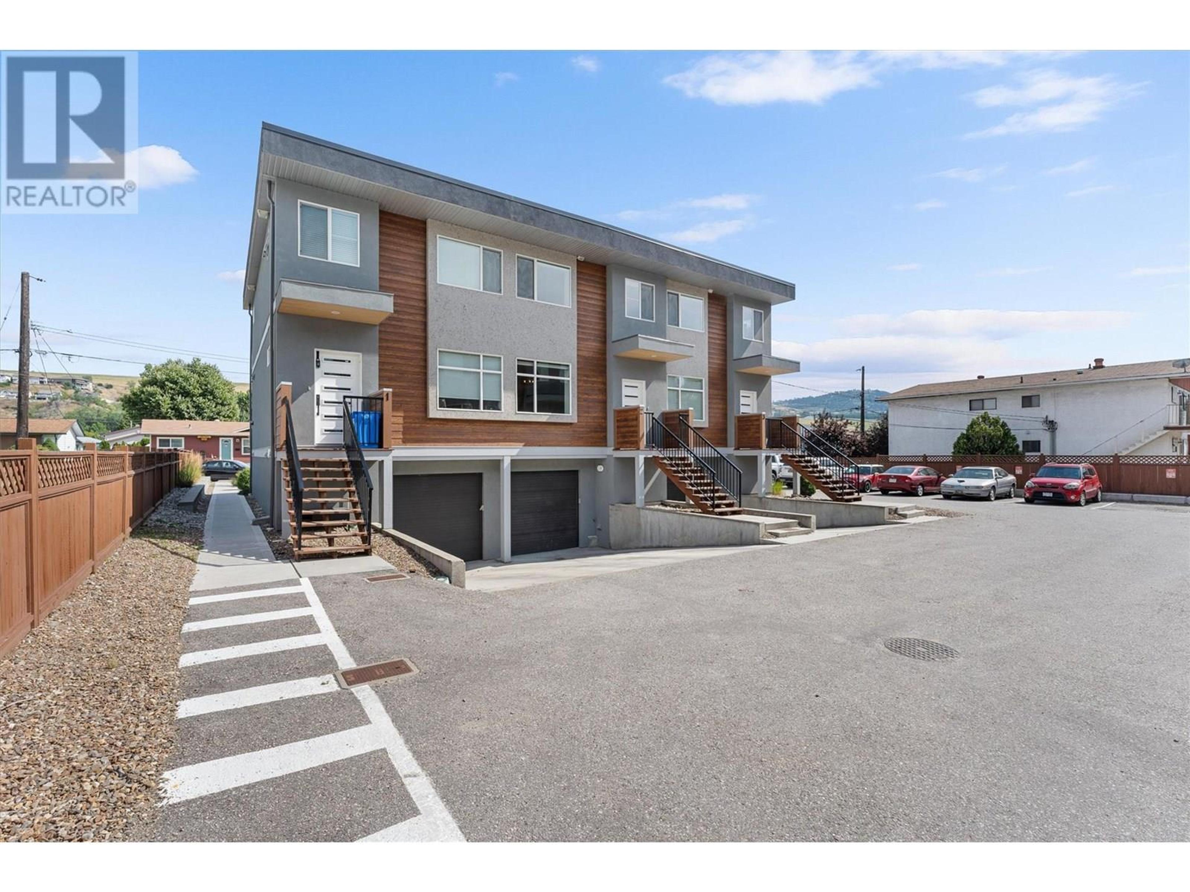 5400 Willow Drive, Vernon - Exteriors - Photo 7