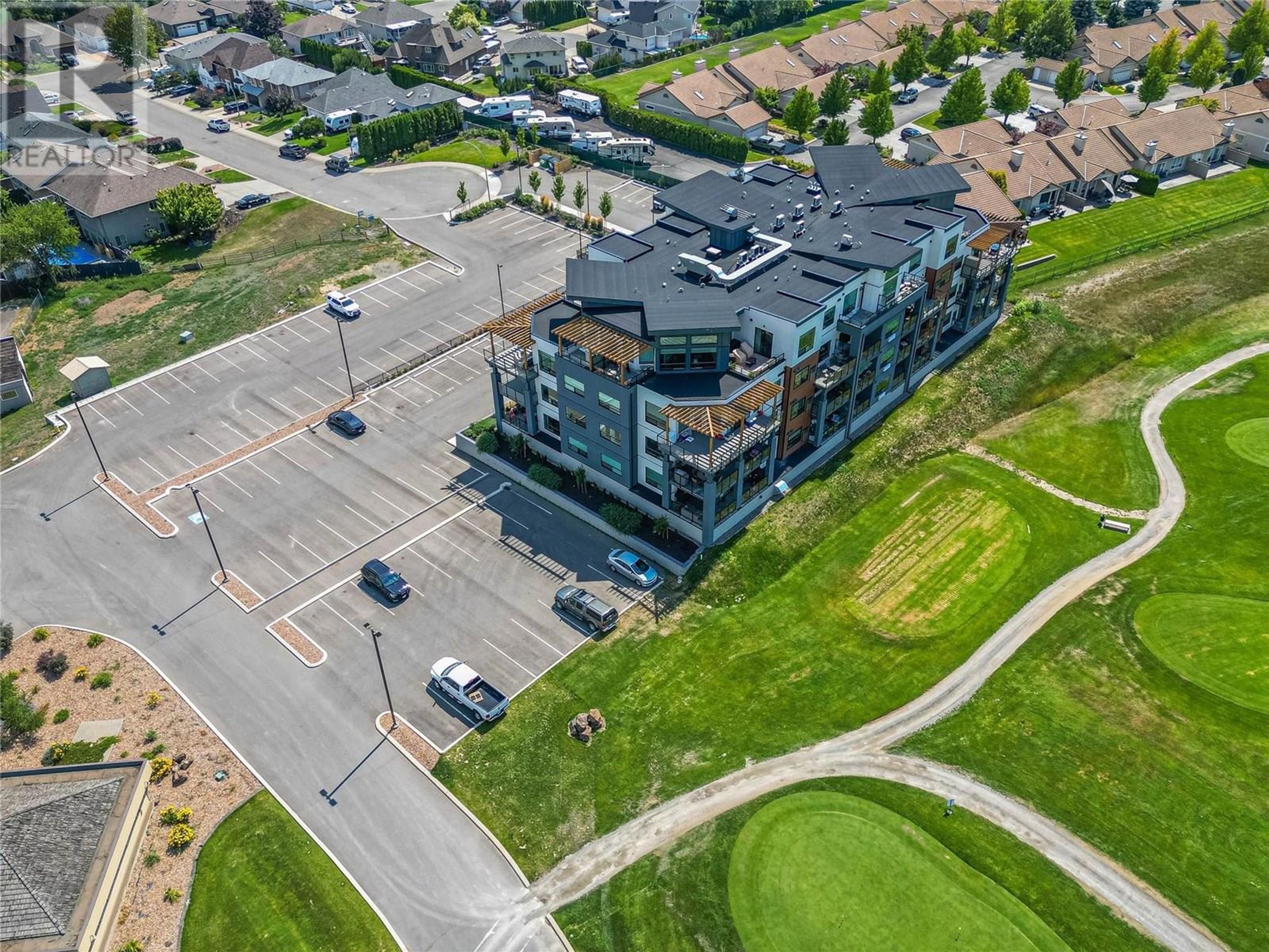 651 DUNES Drive, Kamloops - Exteriors - Drone/Aerial View - Photo 6