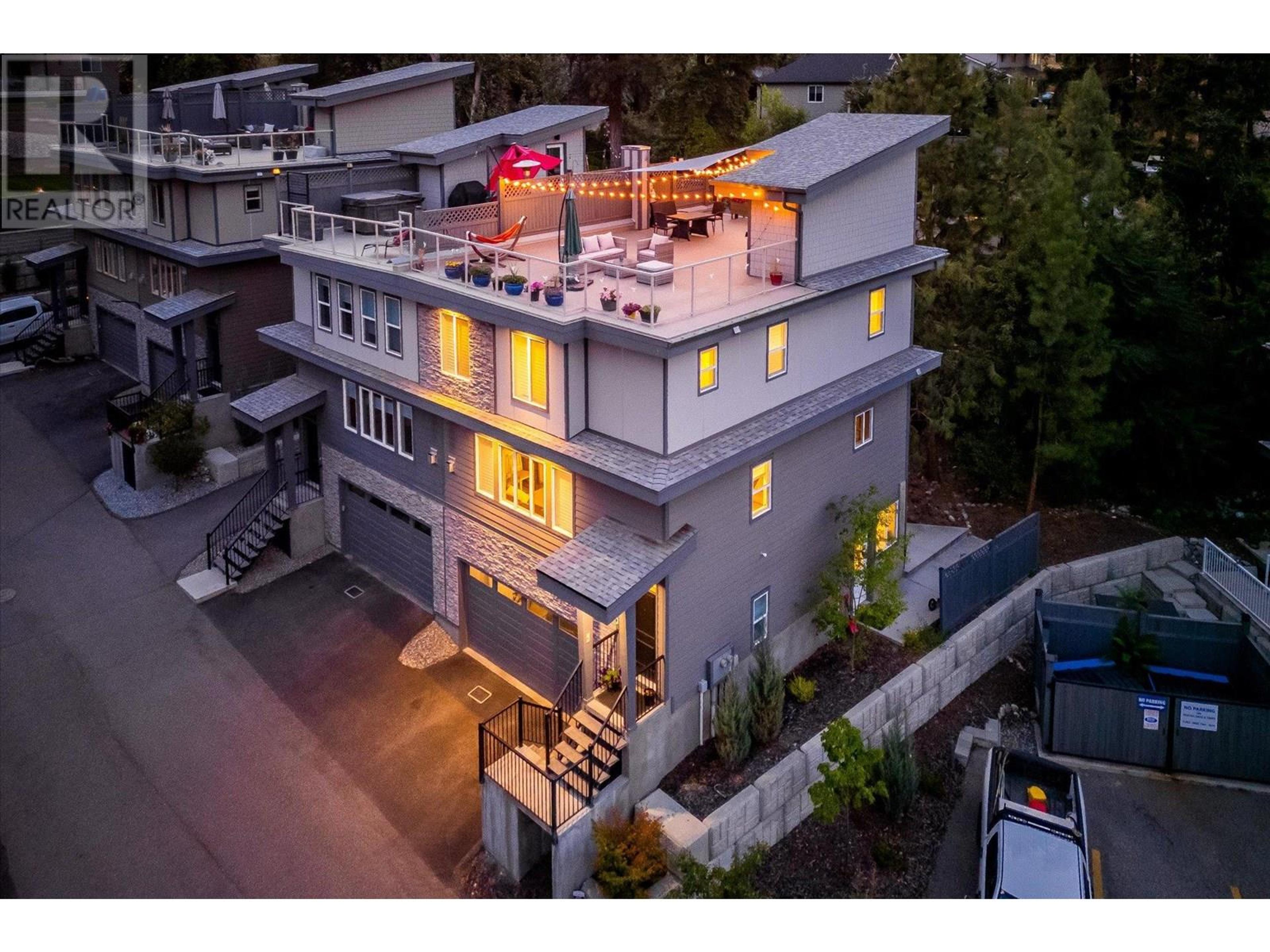 2893 Robinson Road, Lake Country - Exteriors - Drone/Aerial View - Photo 2