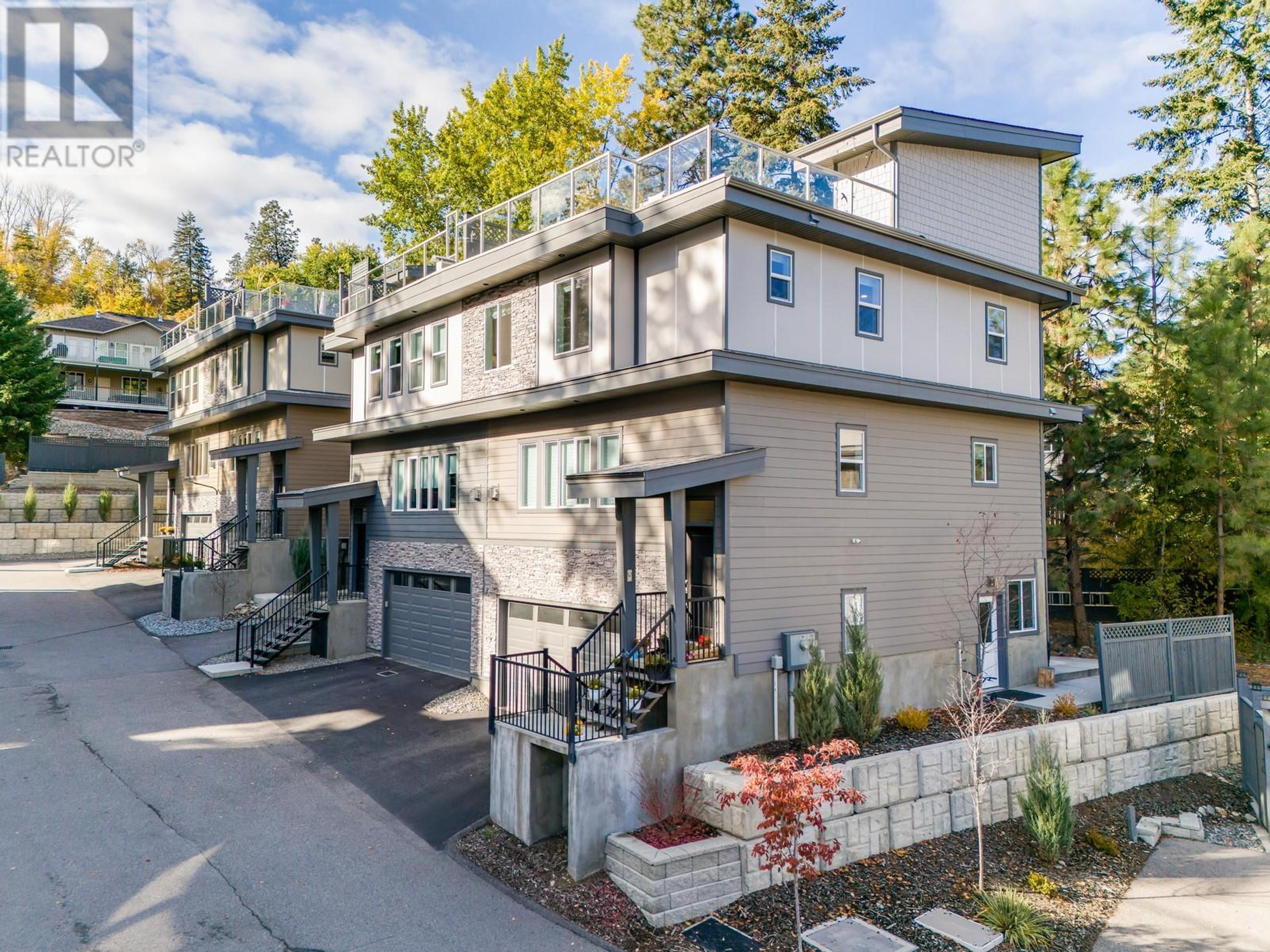 2893 Robinson Road, Lake Country - Exteriors - Full Complex View - Photo 8