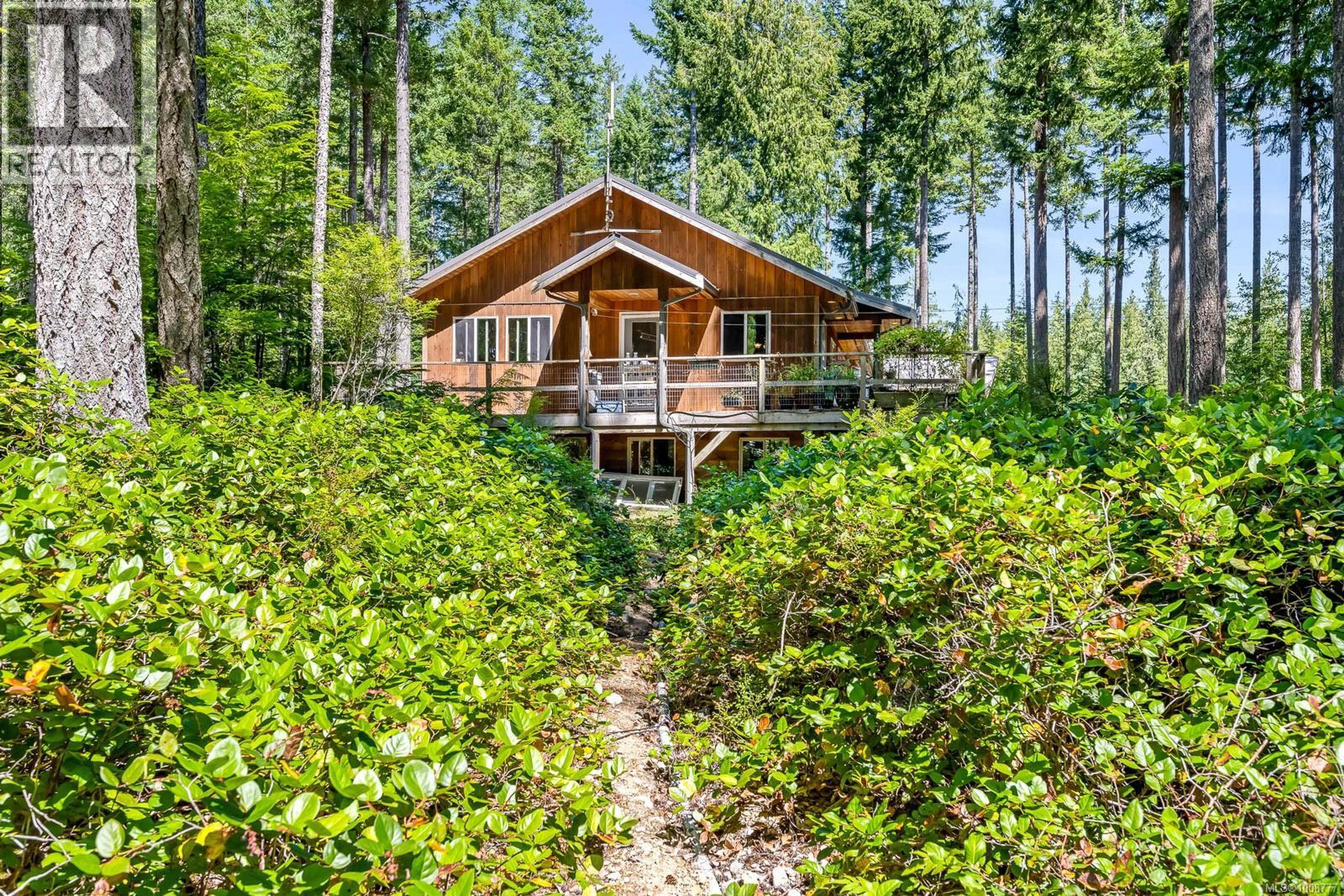 924 Siskin Lane, Cortes Island - Exteriors - Photo 4