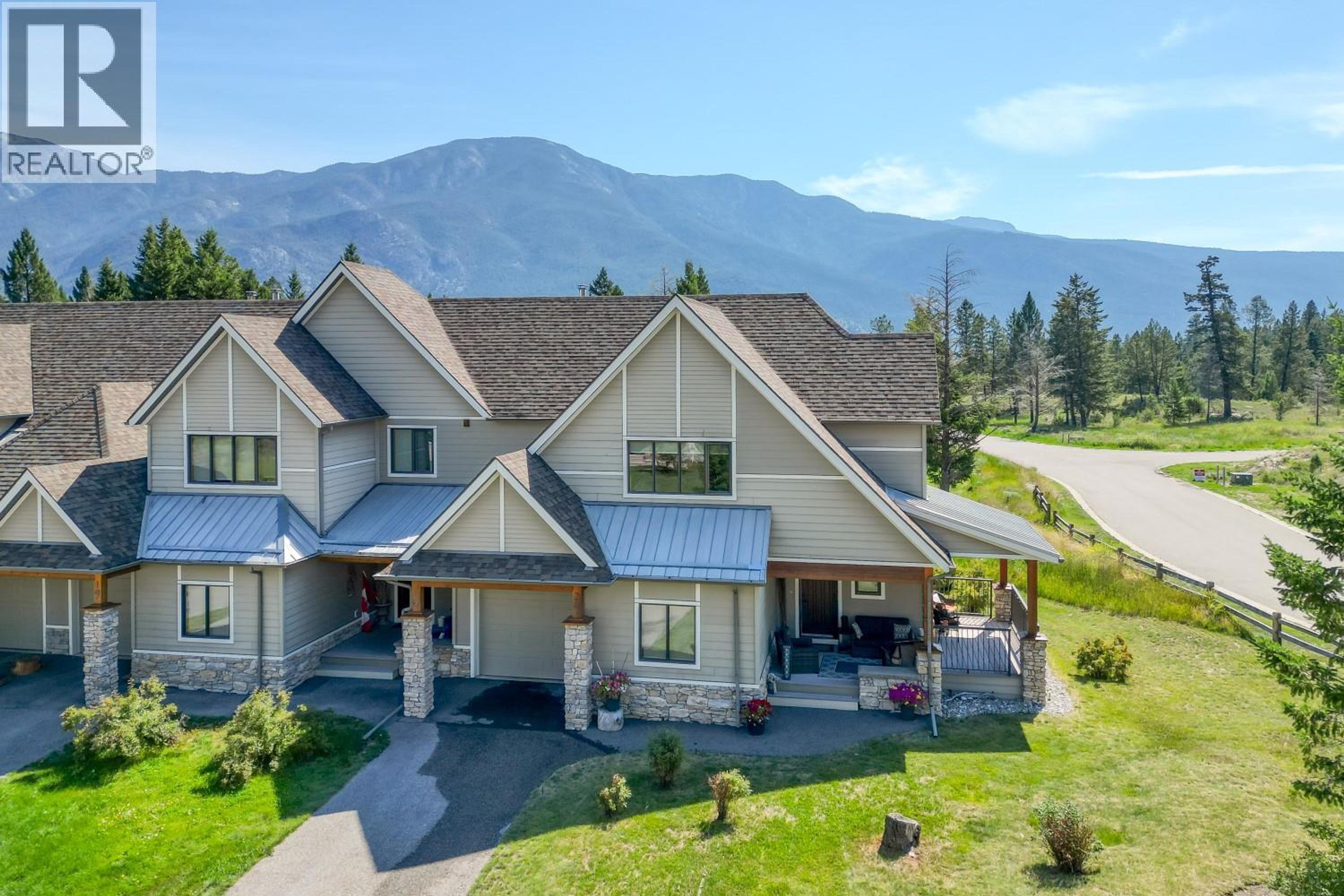 6800 COLUMBIA LAKE Road, Fairmont Hot Springs - Exteriors - Full Complex View, Drone/Aerial View - Photo 9