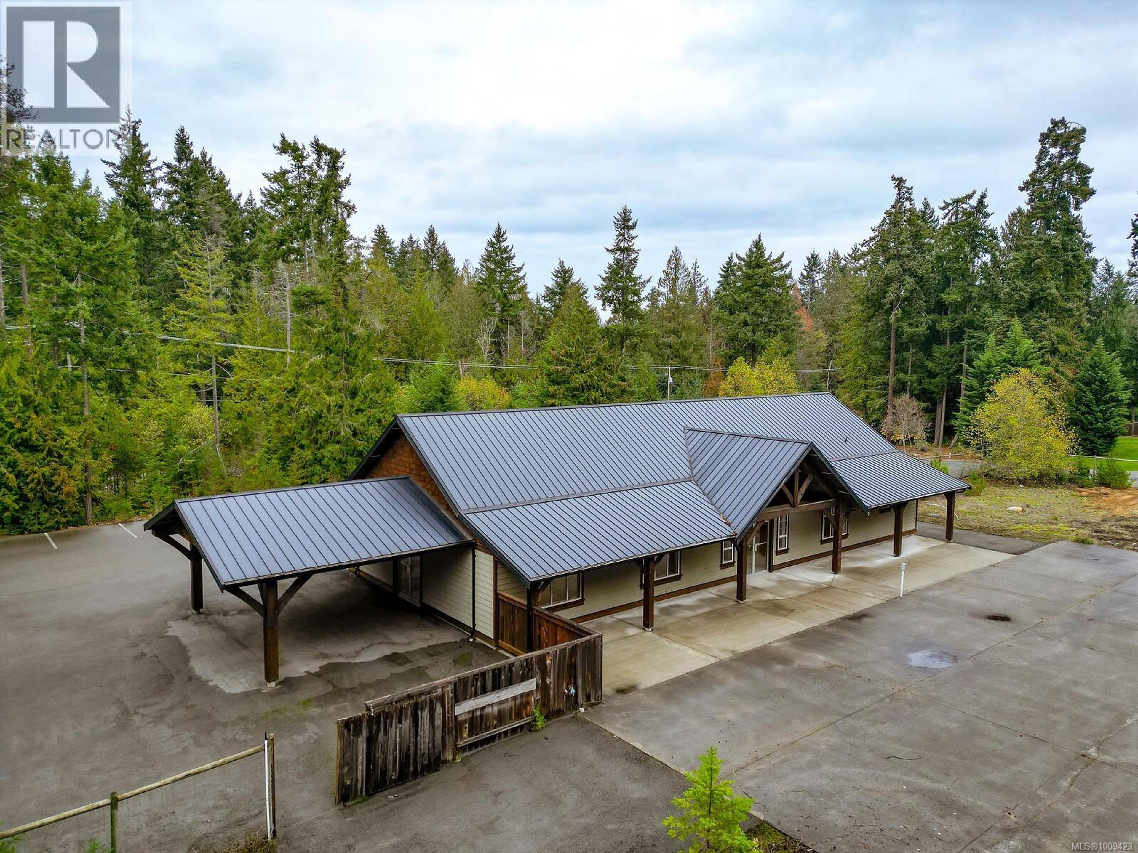 230 Rupert Rd E, Qualicum Beach - Exteriors - Drone/Aerial View - Photo 10