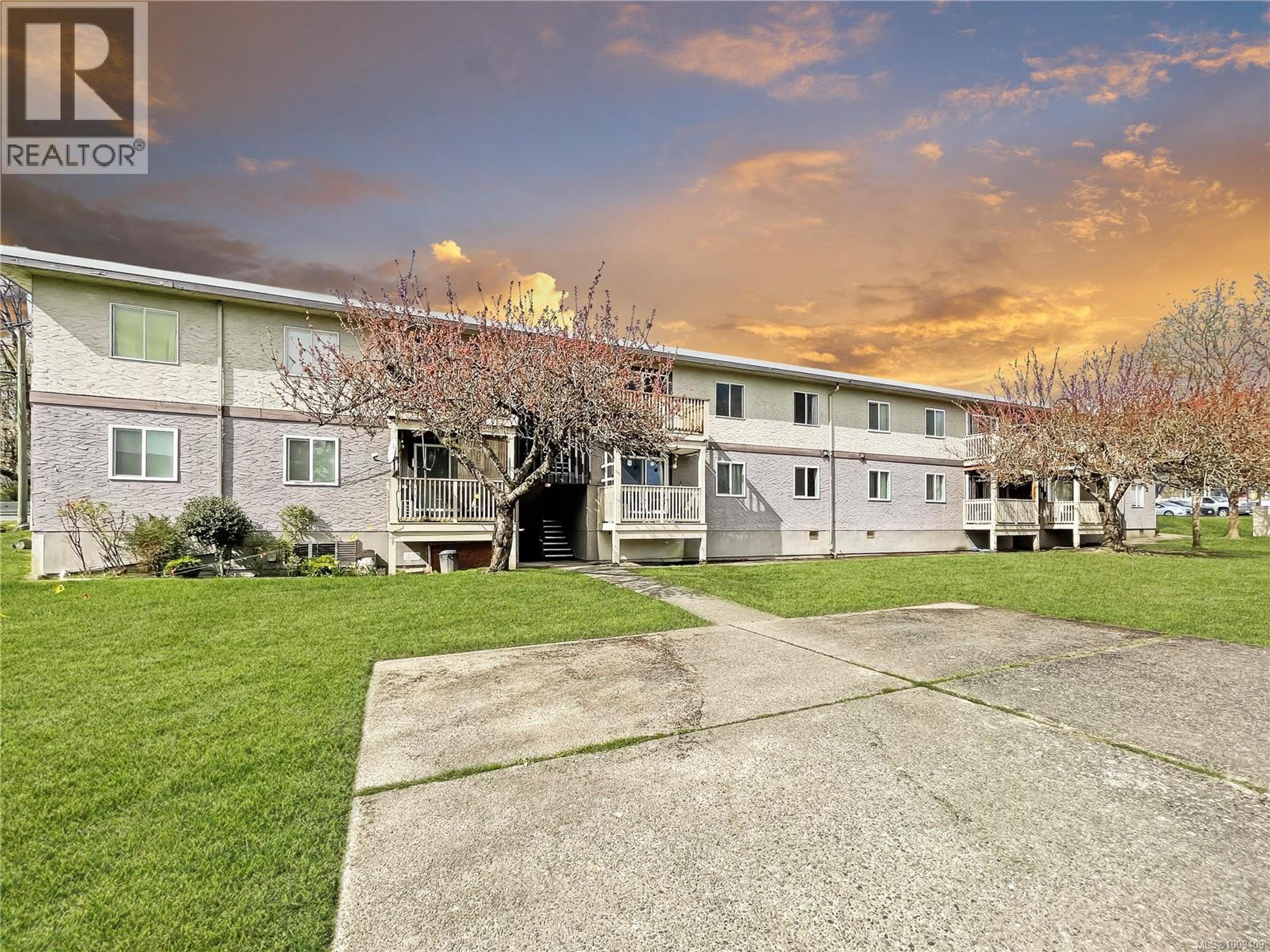 3271 Cowichan Lake Rd, Duncan - Exteriors - Photo 4