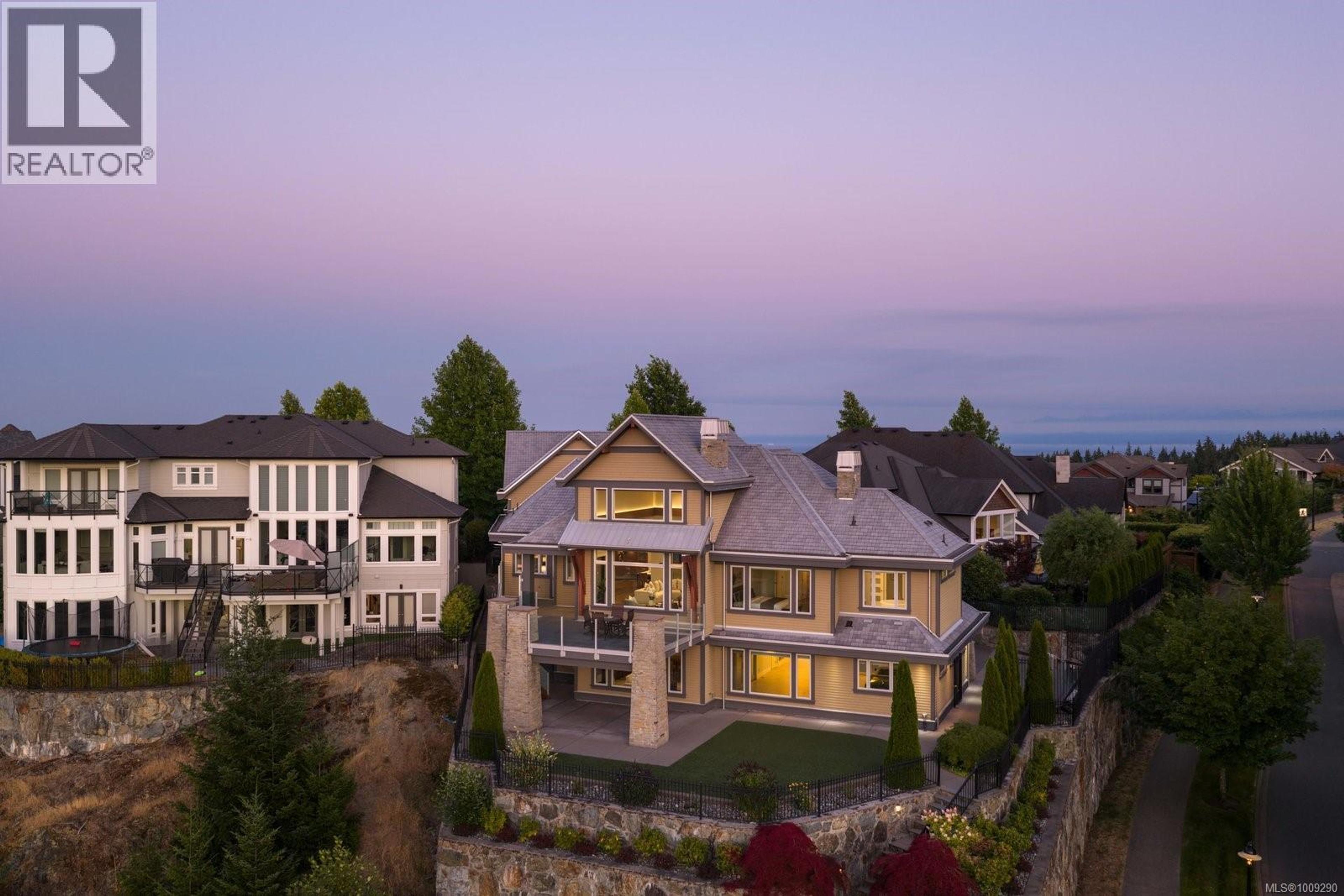 1098 Bearspaw Plat, Langford - Exteriors - Drone/Aerial View - Photo 2