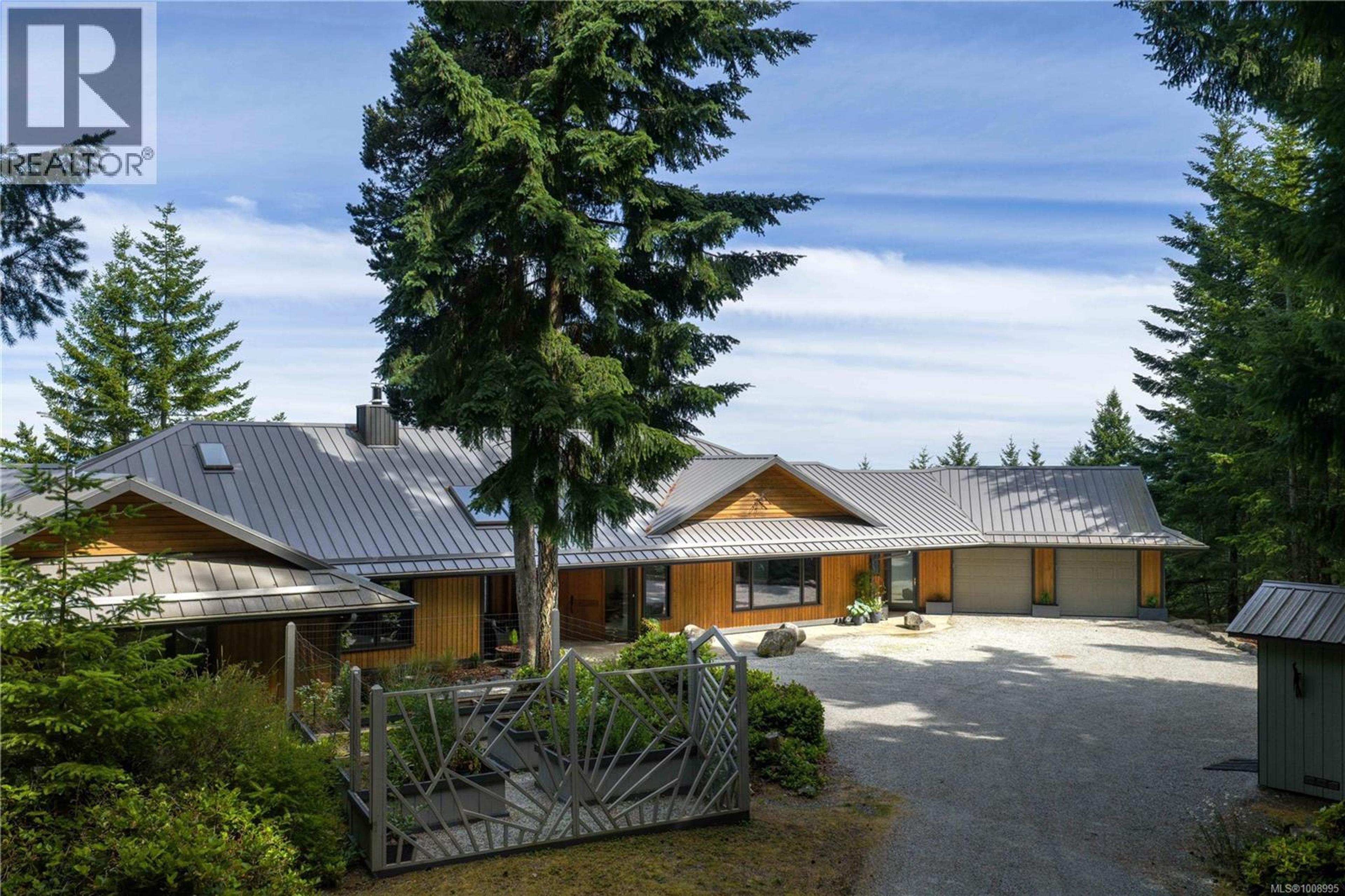 253 Chilton Rd, Salt Spring - Exteriors - Photo 6