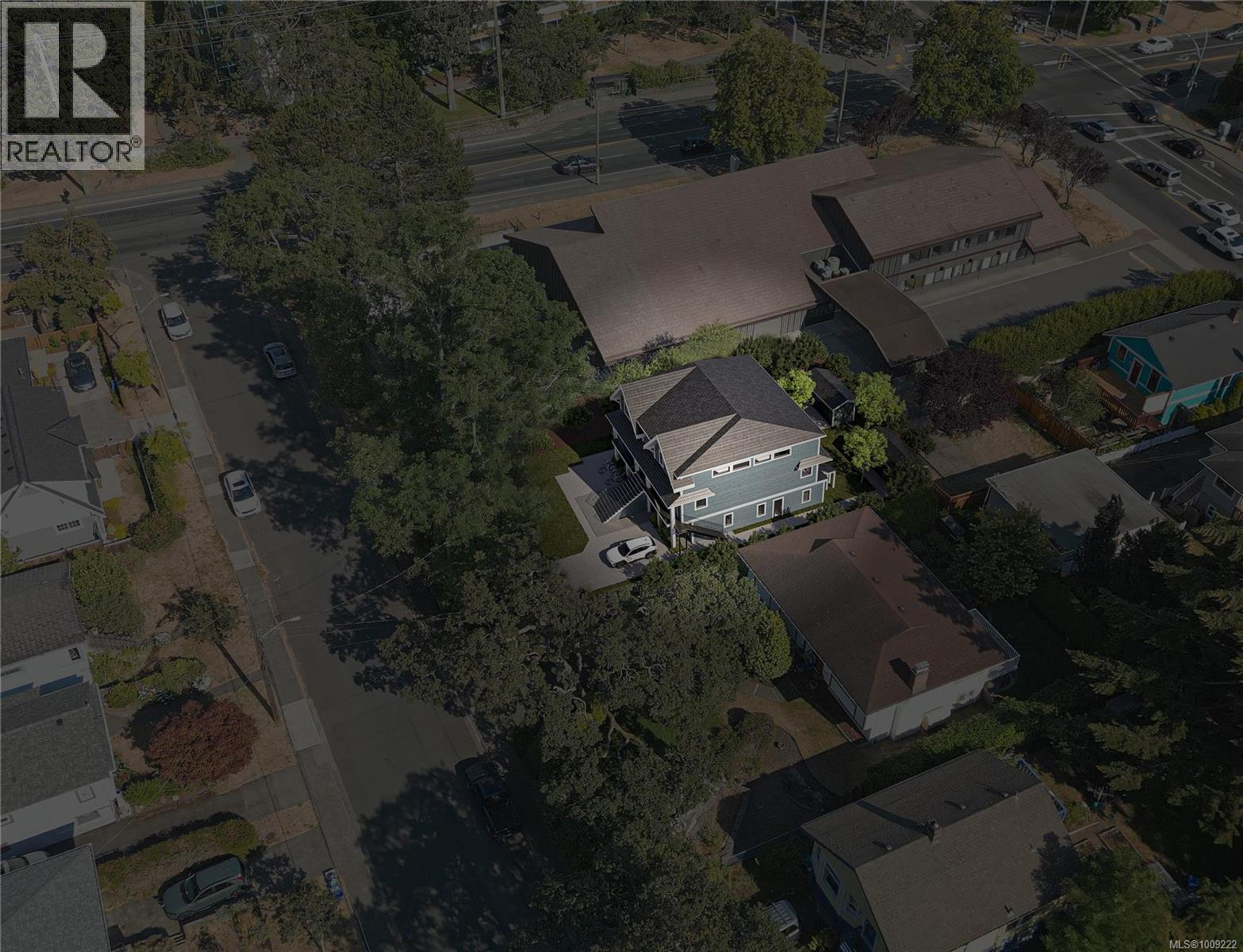 1789 Emerson St, Victoria - Exteriors - Drone/Aerial View - Photo 4