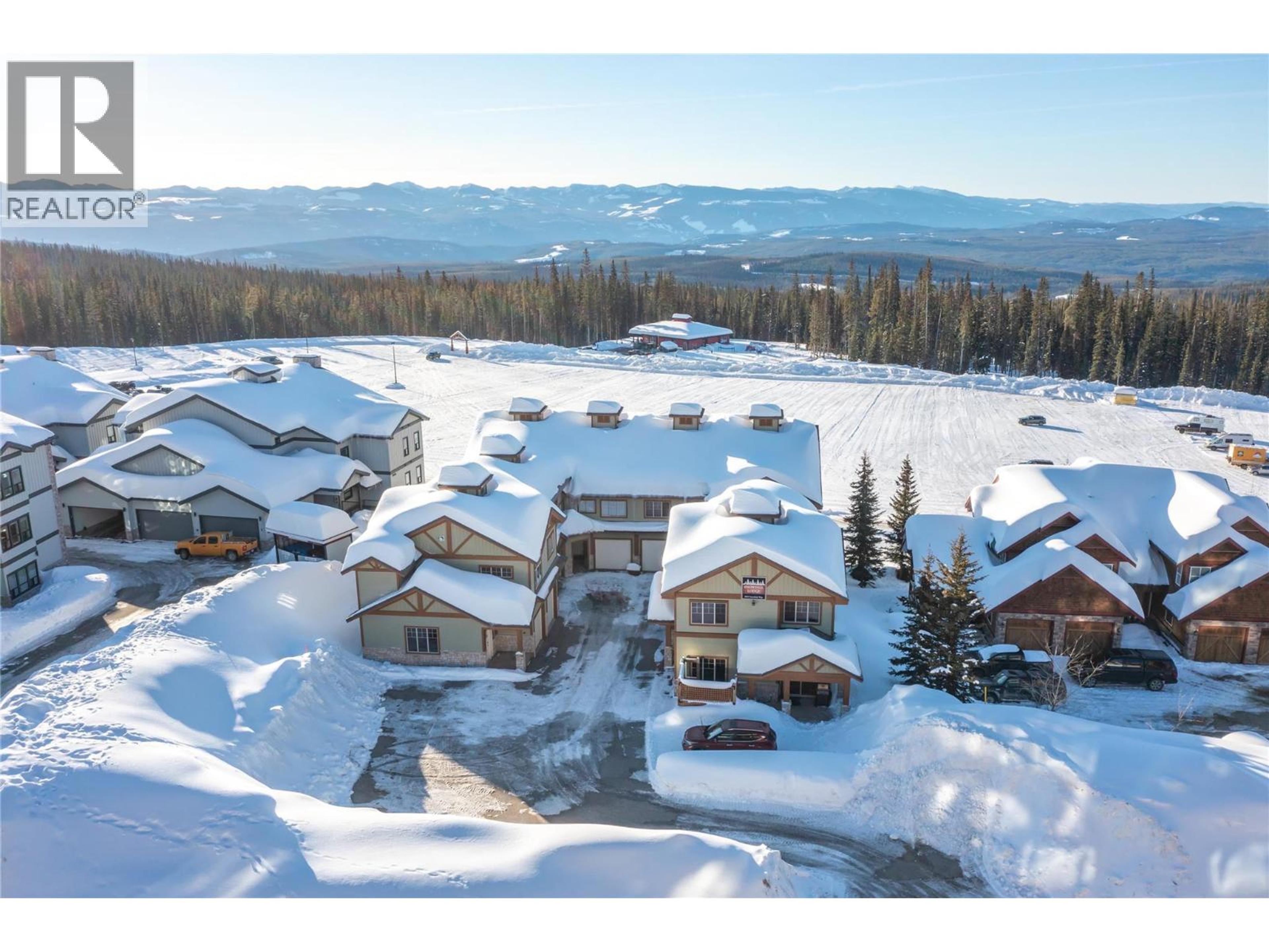 5045 Snowbird Way, Big White - Exteriors - Full Complex View, Drone/Aerial View - Photo 10