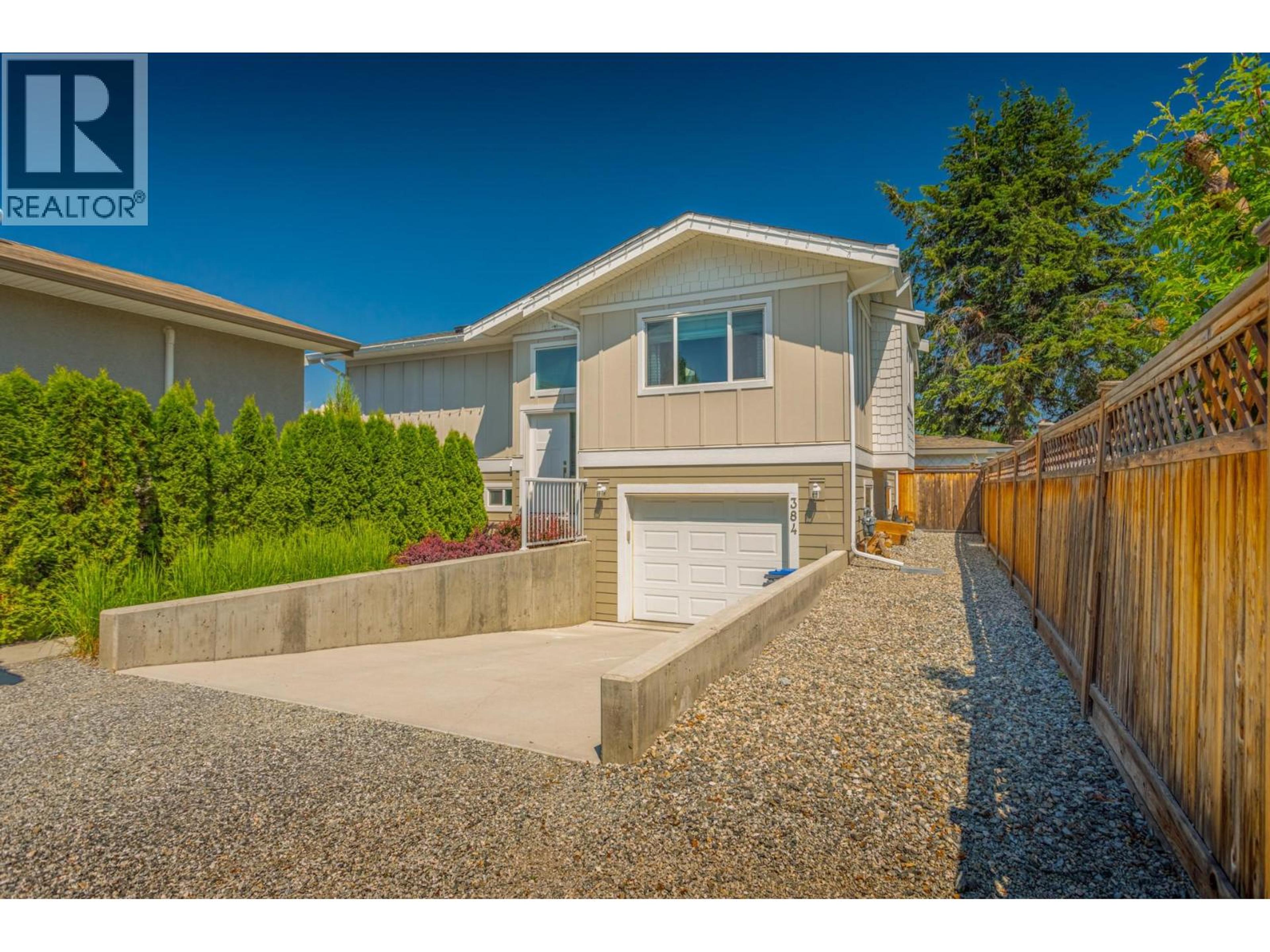 384 Hardie Road, Kelowna - Exteriors - Photo 4