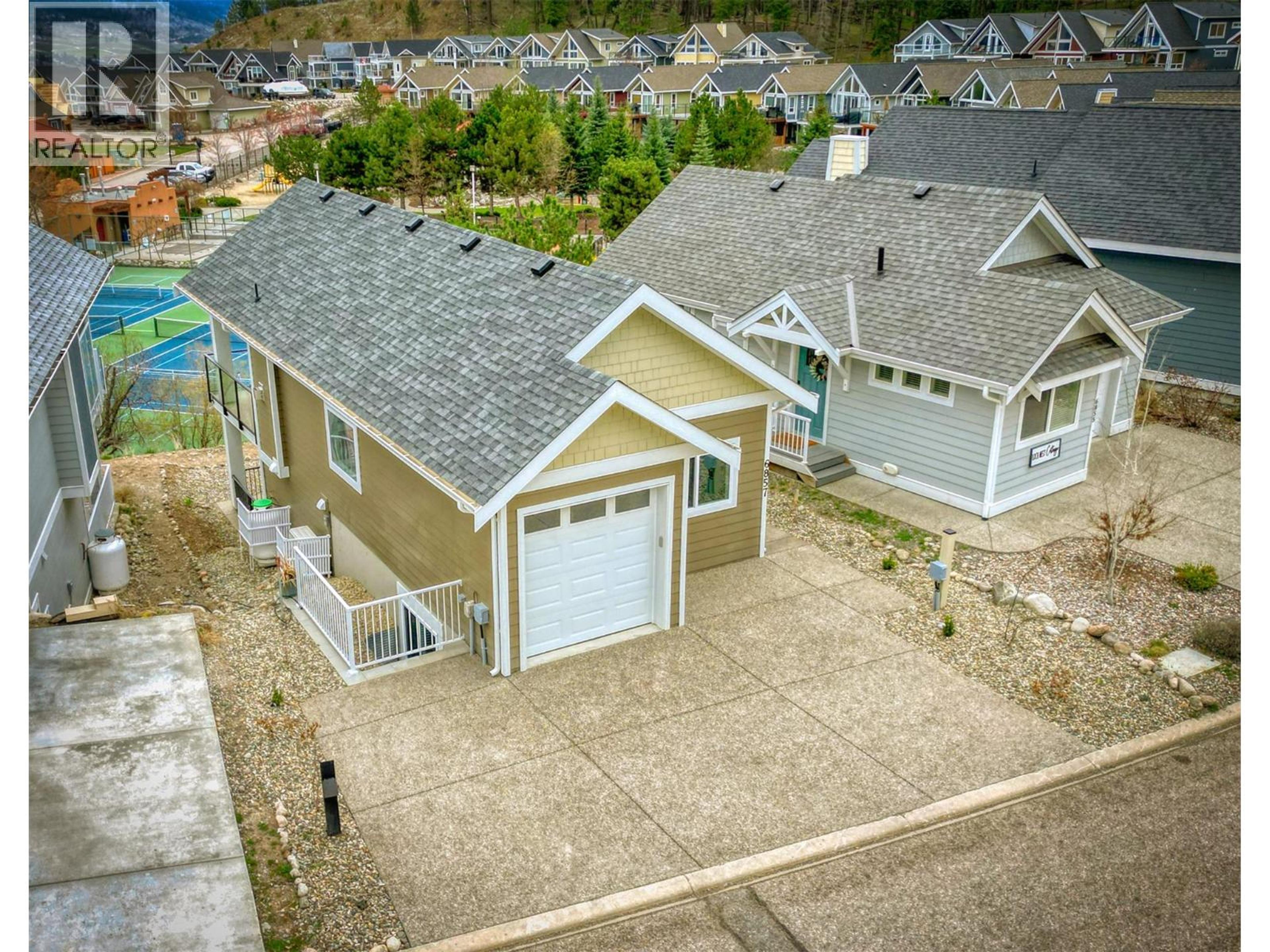 6732 LaPalma Loop, Kelowna - Exteriors - Full Complex View, Drone/Aerial View - Photo 10