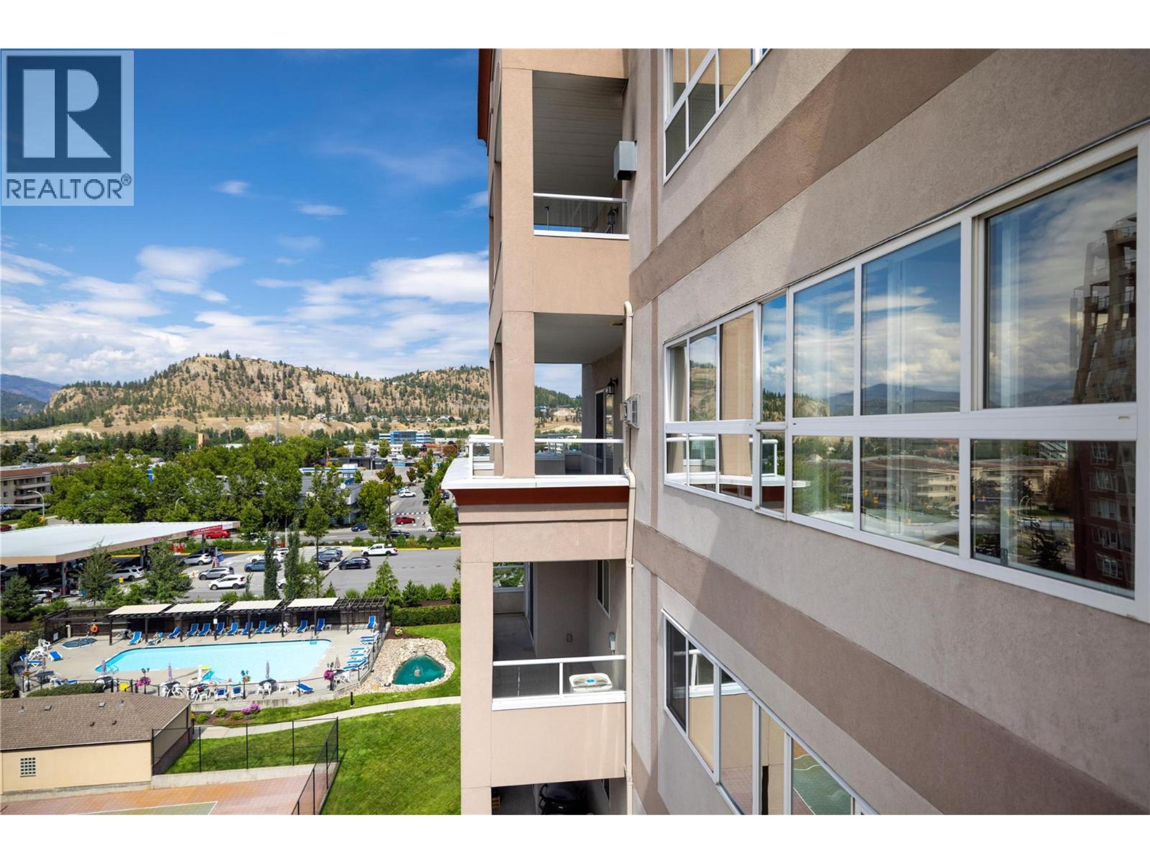 1966 Durnin Road, Kelowna - Exteriors - Photo 4