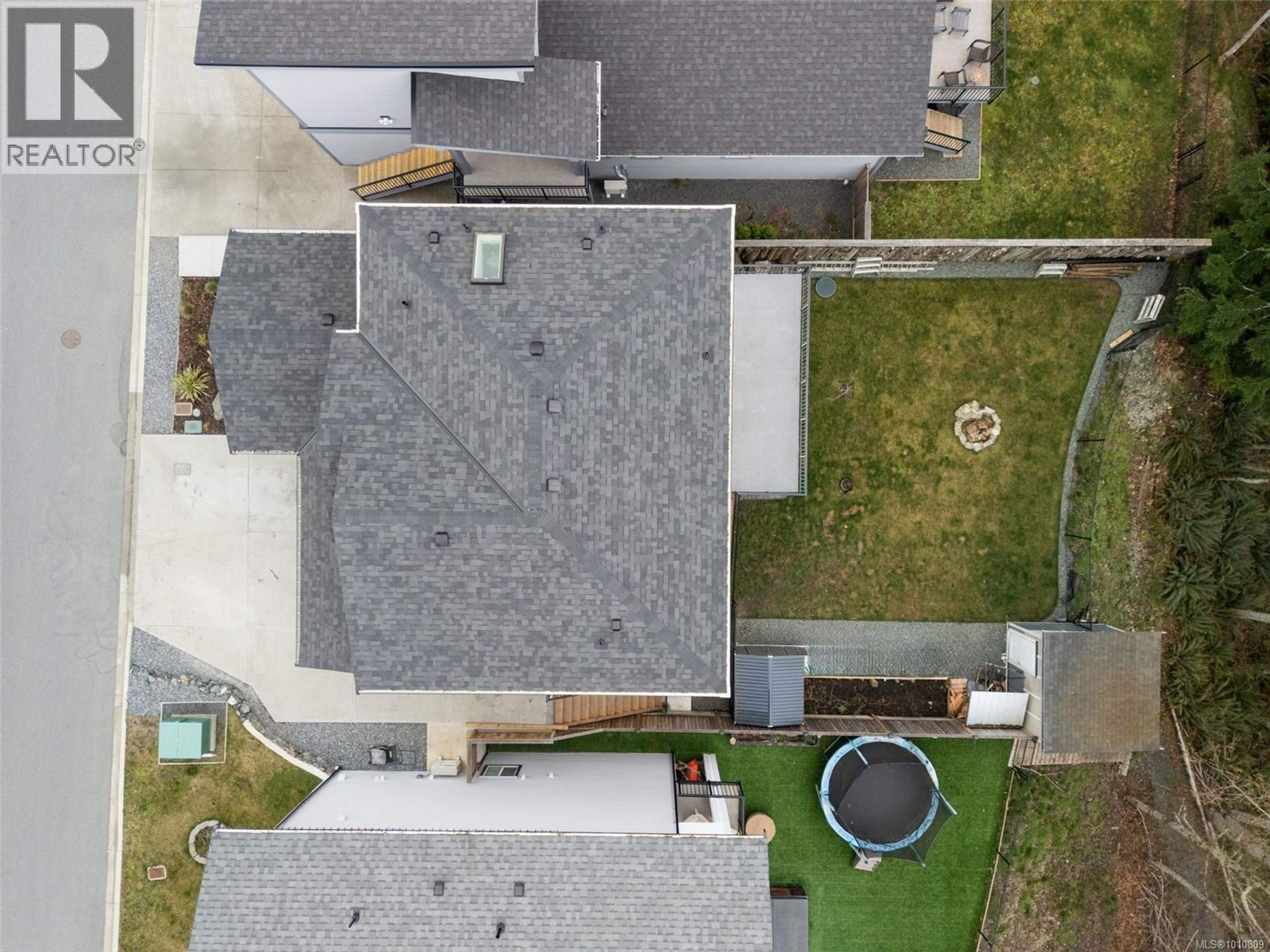 6439 Hopkins Crt, Sooke - Exteriors - Drone/Aerial View - Photo 5