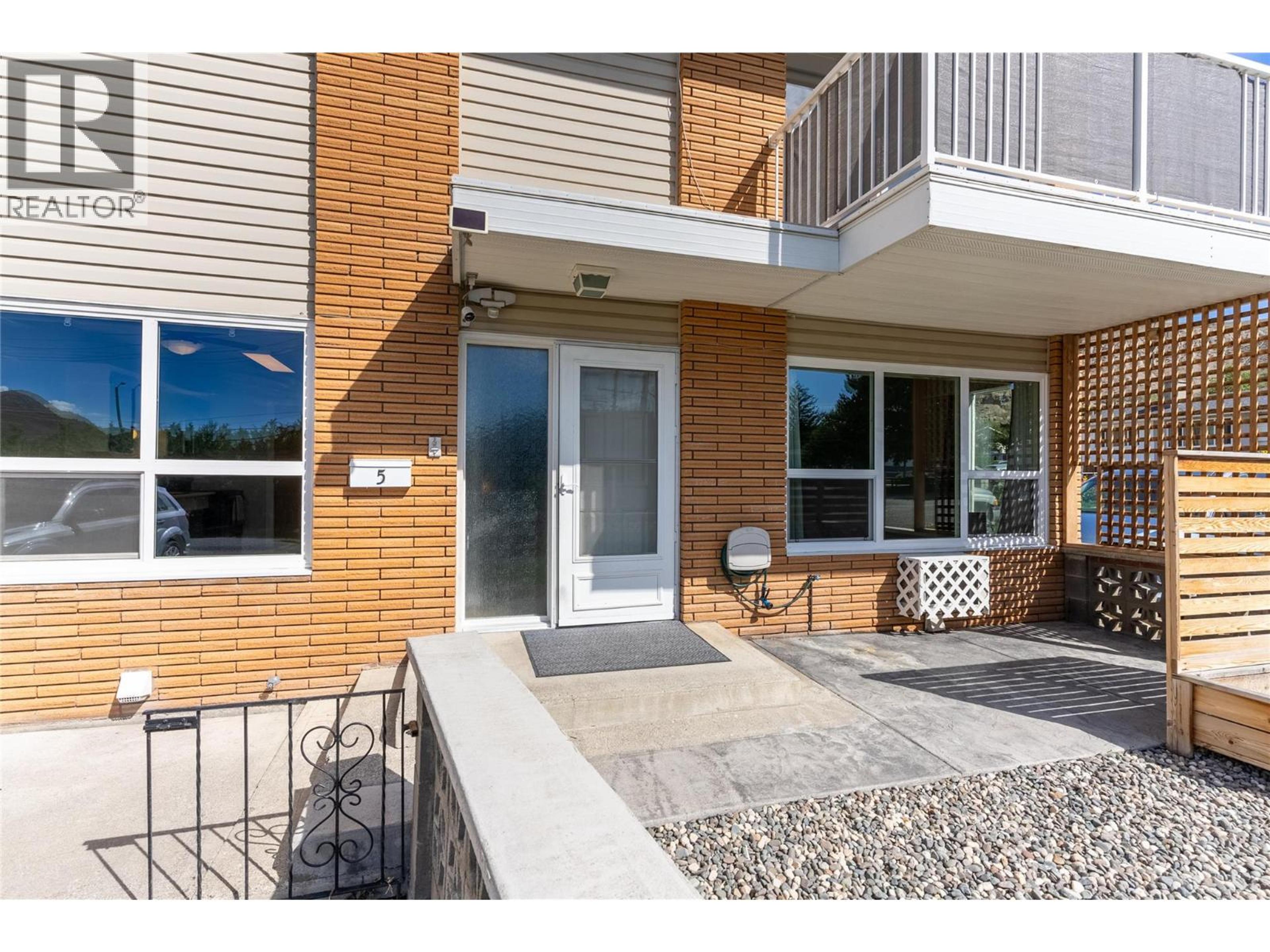 1200 Parke Road, Cache Creek - Exteriors - Photo 2