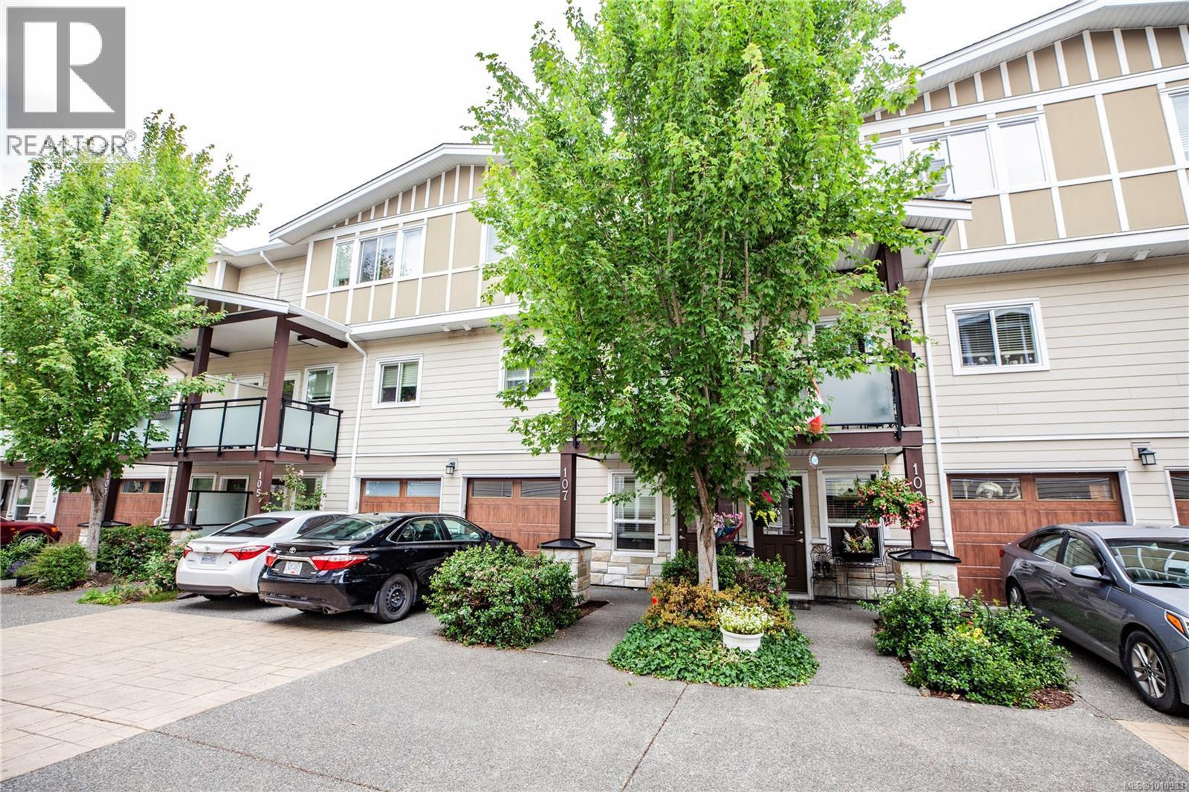 992 Dunford Ave, Langford - Exteriors - Full Complex View - Photo 1