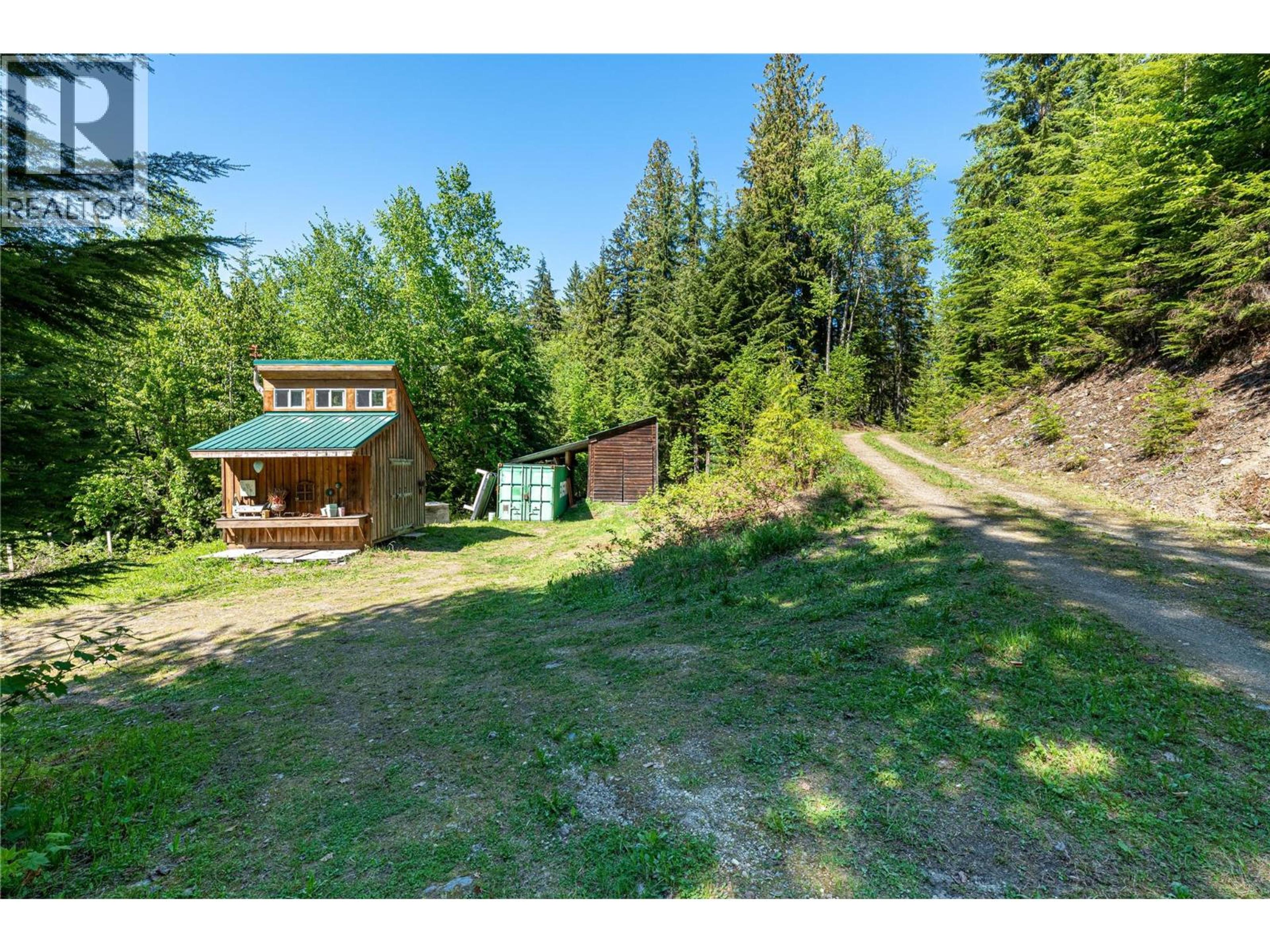 327 Salmon Creek Road, Beaton - Exteriors - Photo 6