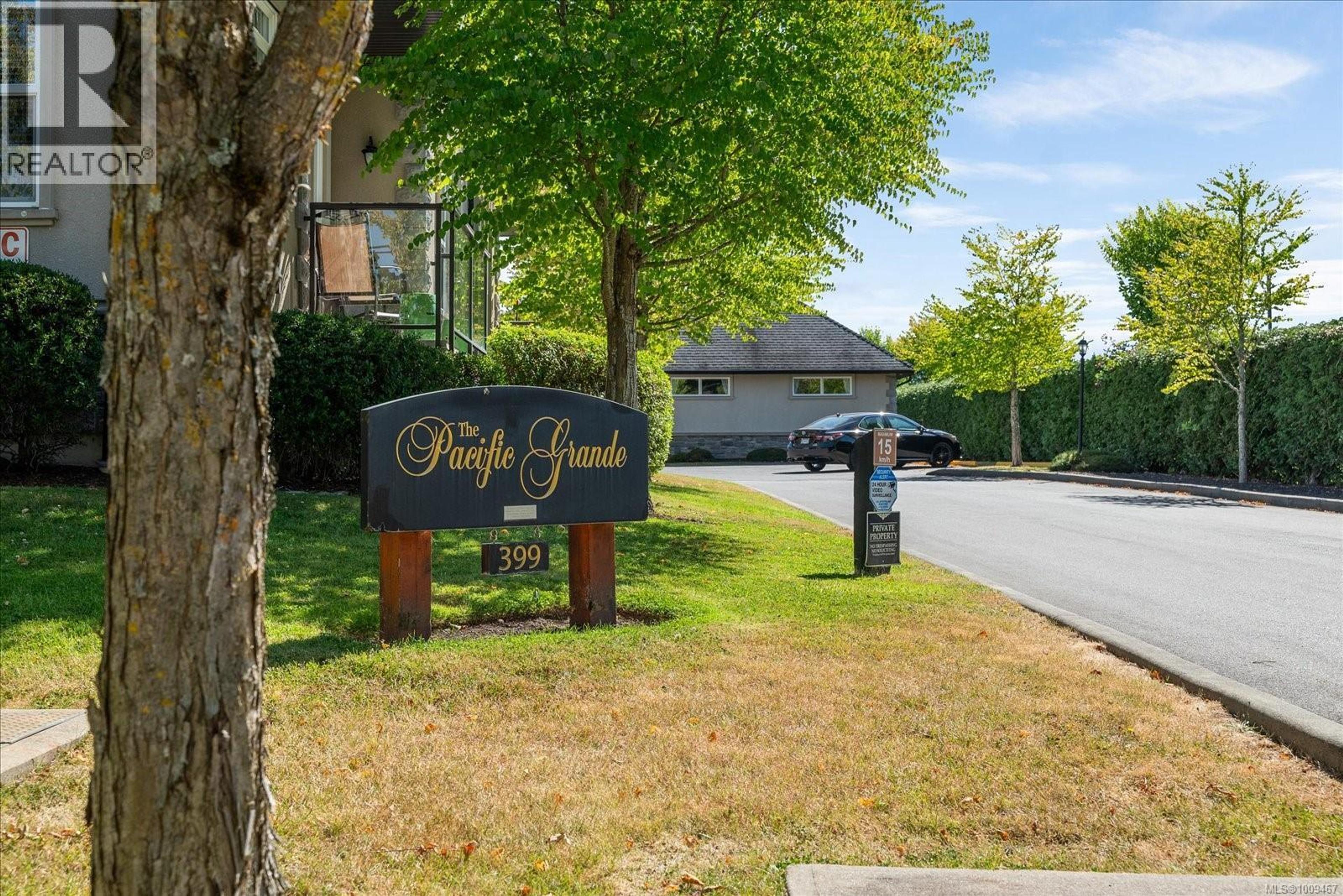 399 Wembley Rd, Parksville - Exteriors - Photo 4