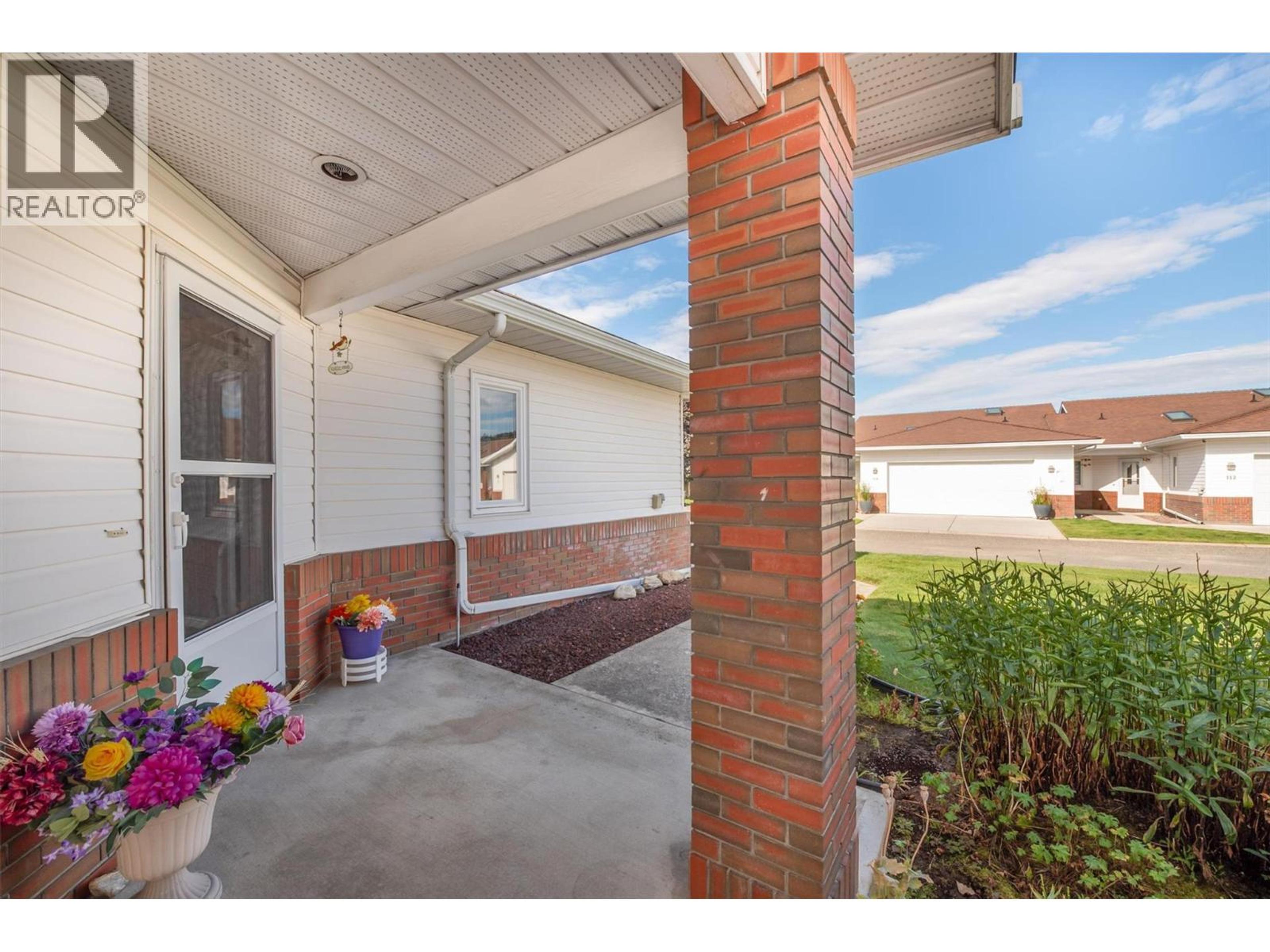 1885 Parkview Crescent, Kelowna - Exteriors - Photo 4