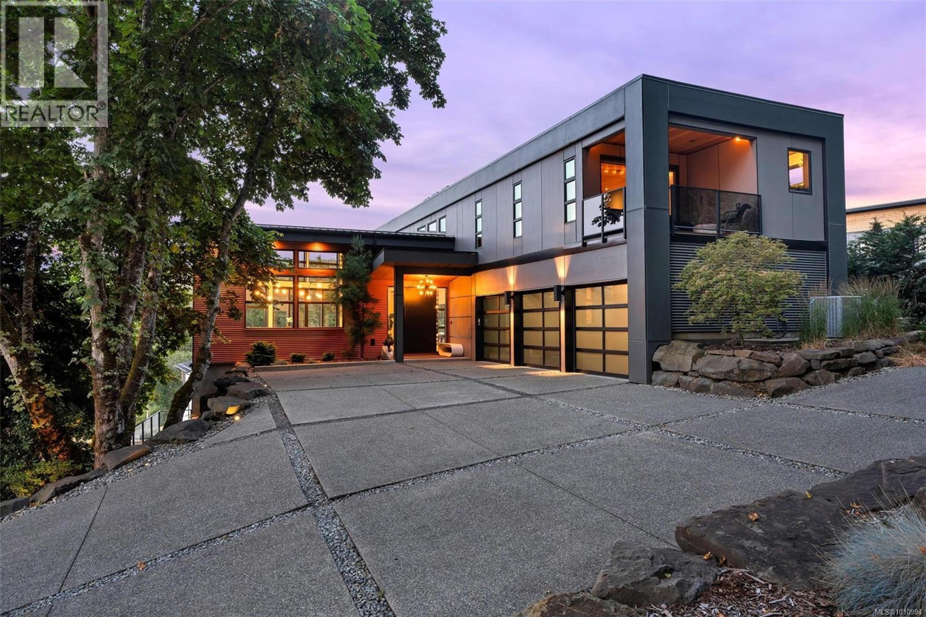 1060 Shore Pine Close, Duncan - Exteriors - Photo 8