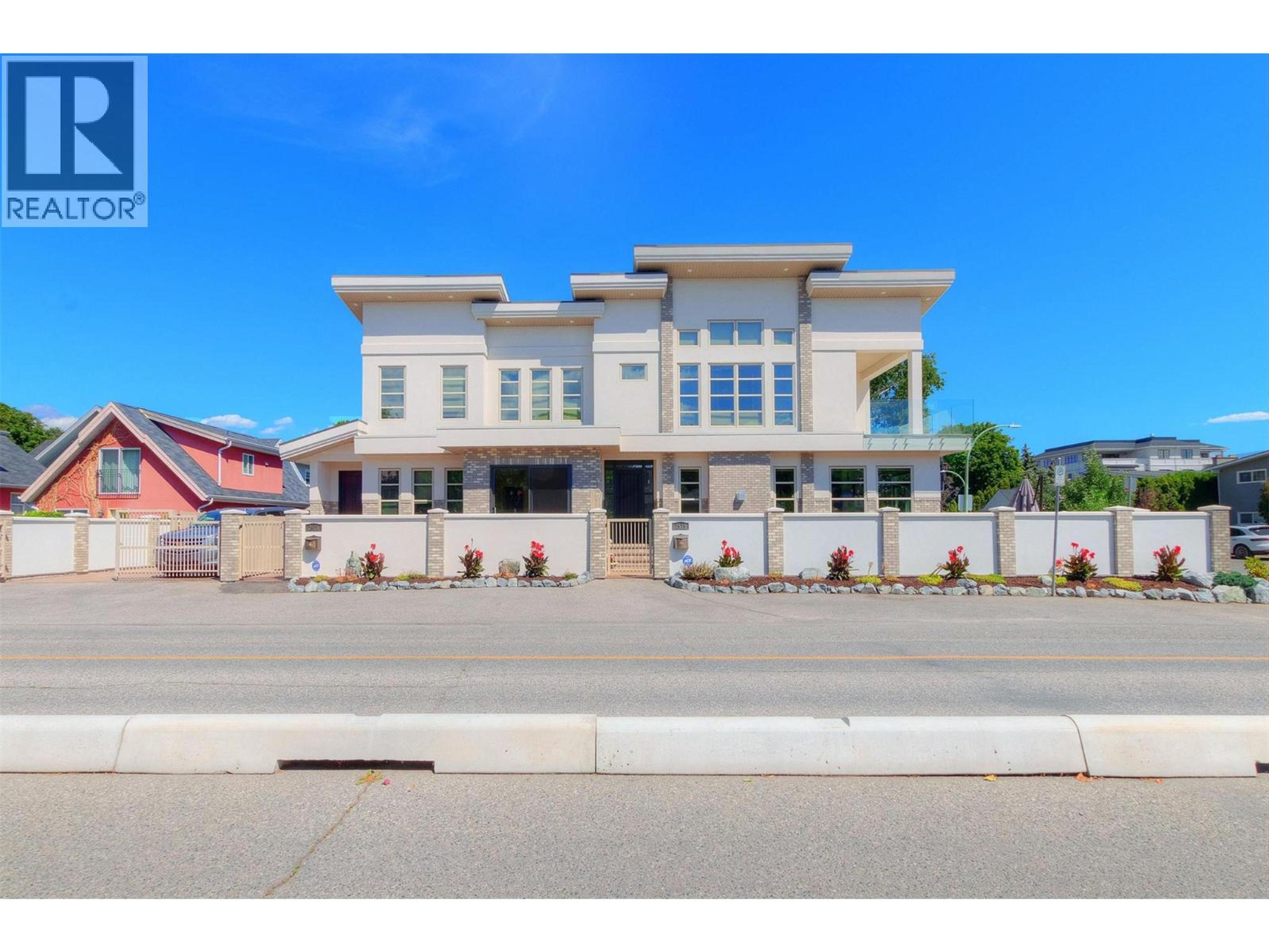 2575 Abbott Street, Kelowna - Exteriors - Full Complex View - Photo 1