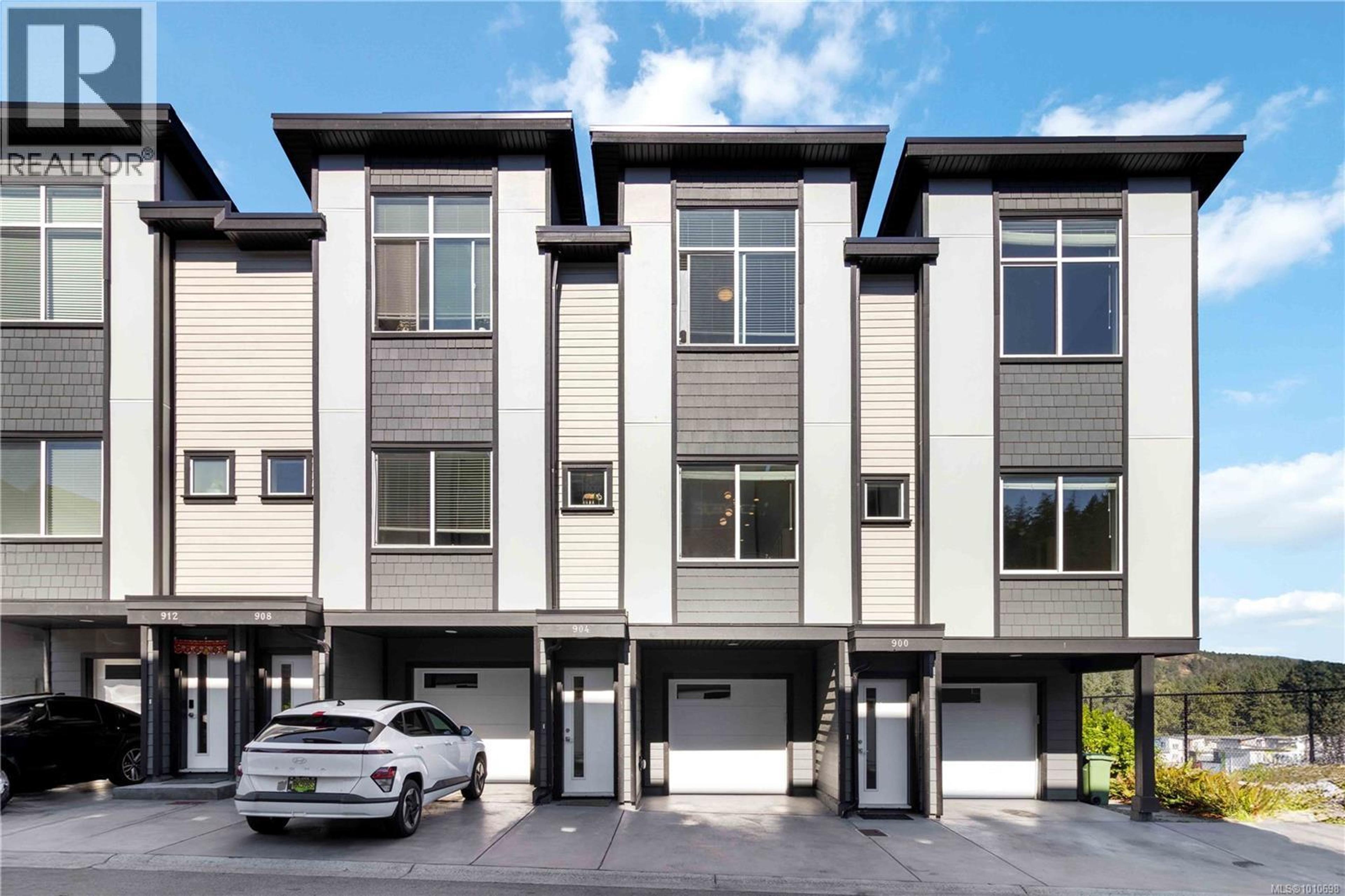 900 Turnstone Ridge, Langford - Exteriors - Photo 2