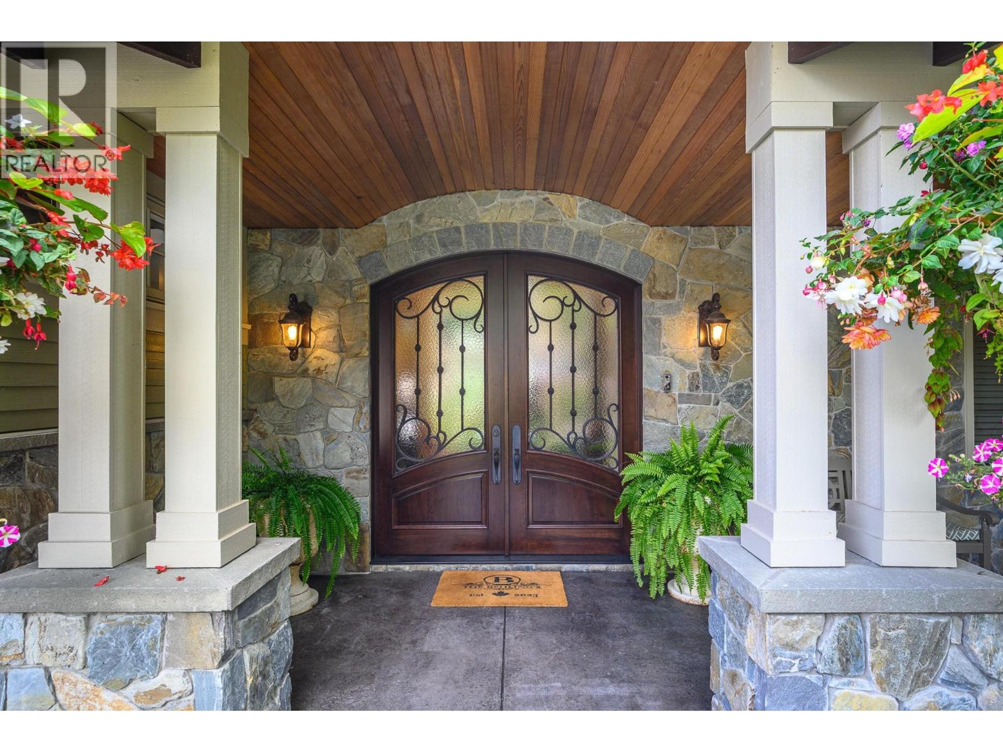 622 Jigger Place, Vernon - Exteriors - Photo 2