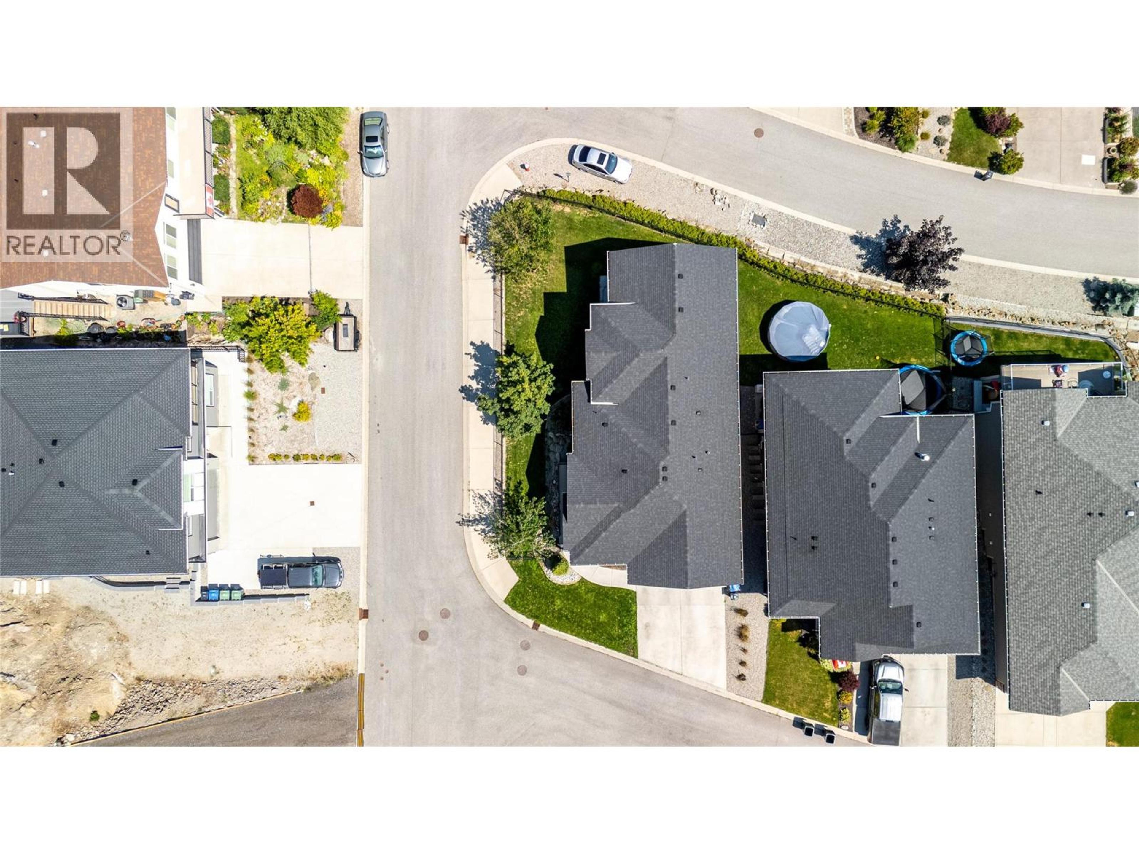 14395 Herron Road, Summerland - Exteriors - Drone/Aerial View - Photo 3