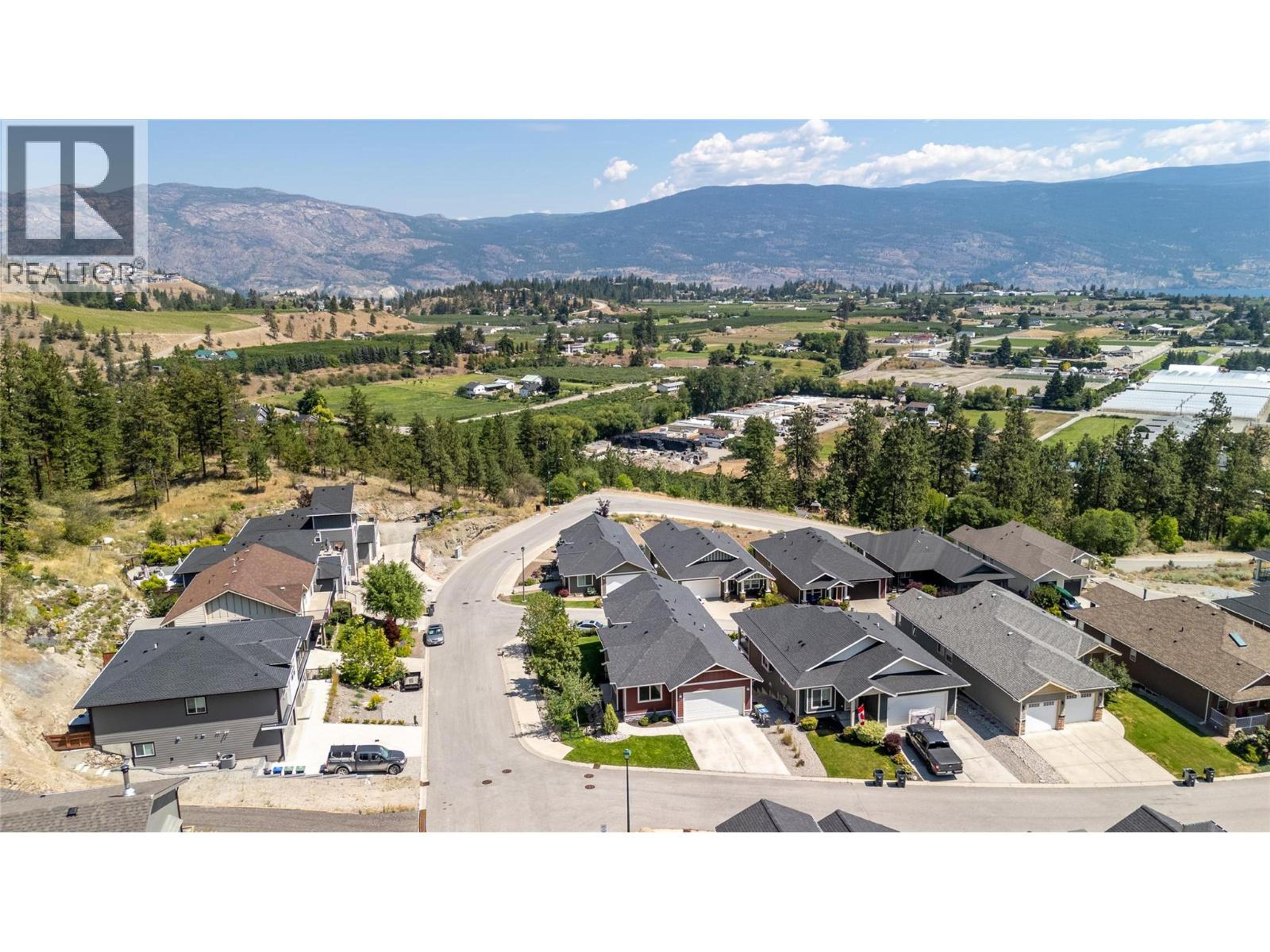 14395 Herron Road, Summerland - Exteriors - Full Complex View, Drone/Aerial View - Photo 11
