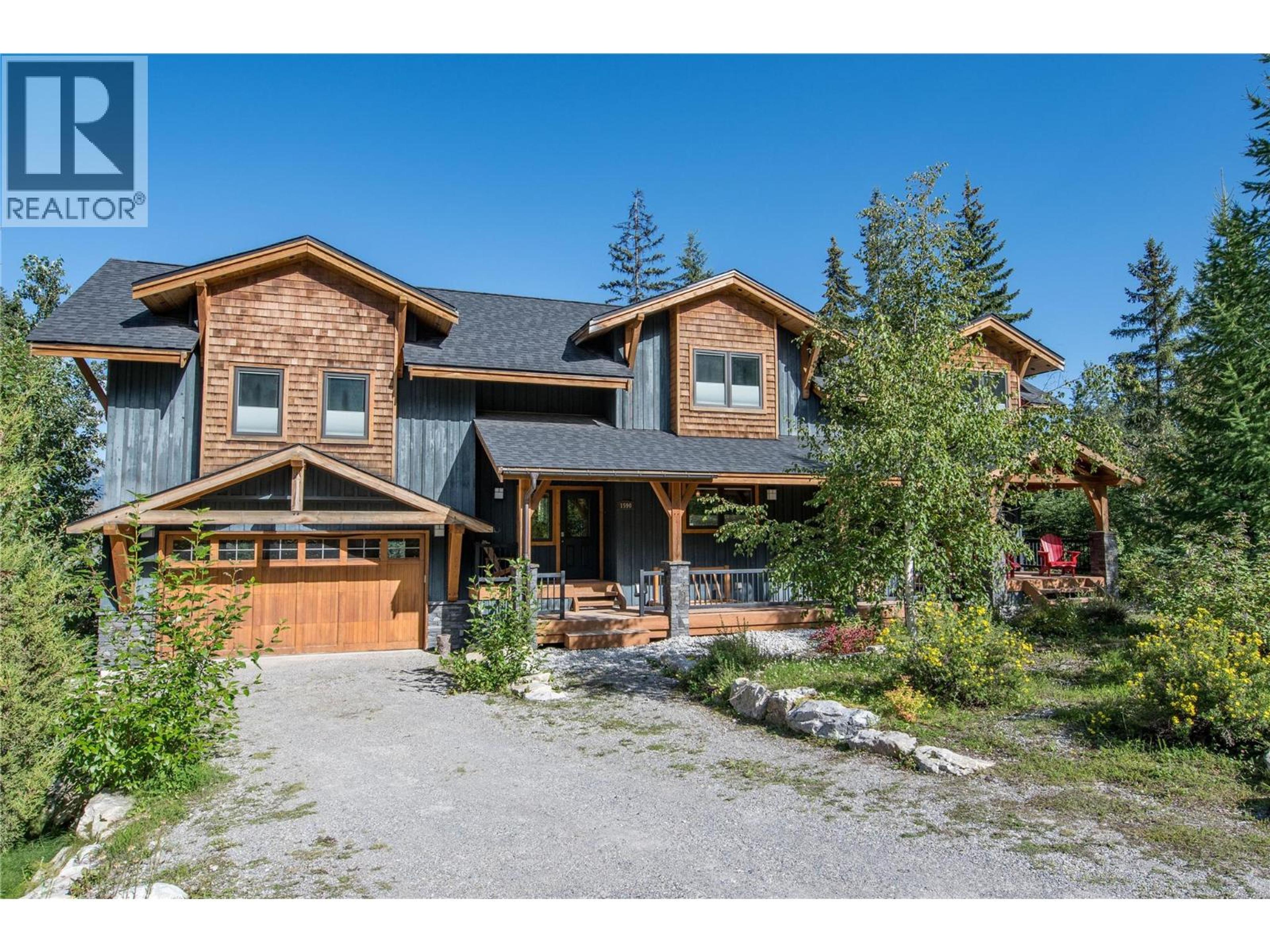 1590 Golden Avenue, Golden - Exteriors - Photo 4